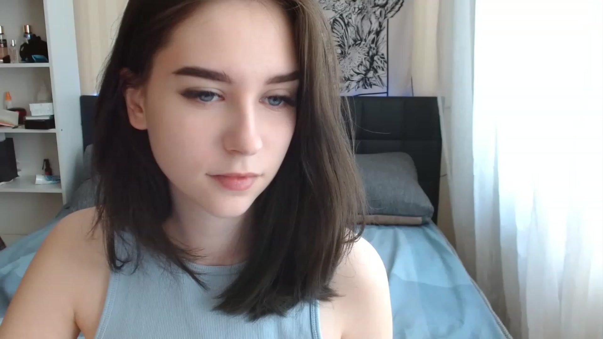 Gallery image thumbnail from ElsieF_'s myfreecams stream on, 05/06/2023, 07:39 image 14 of 20