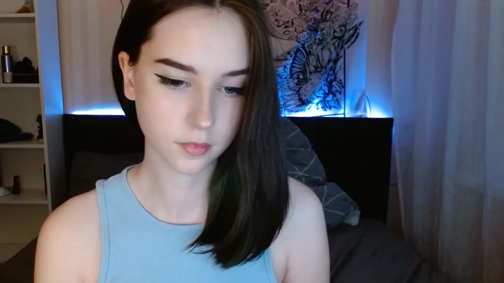 Gallery image thumbnail from ElsieF_'s myfreecams stream on, 05/18/2023, 17:07 image 3 of 20