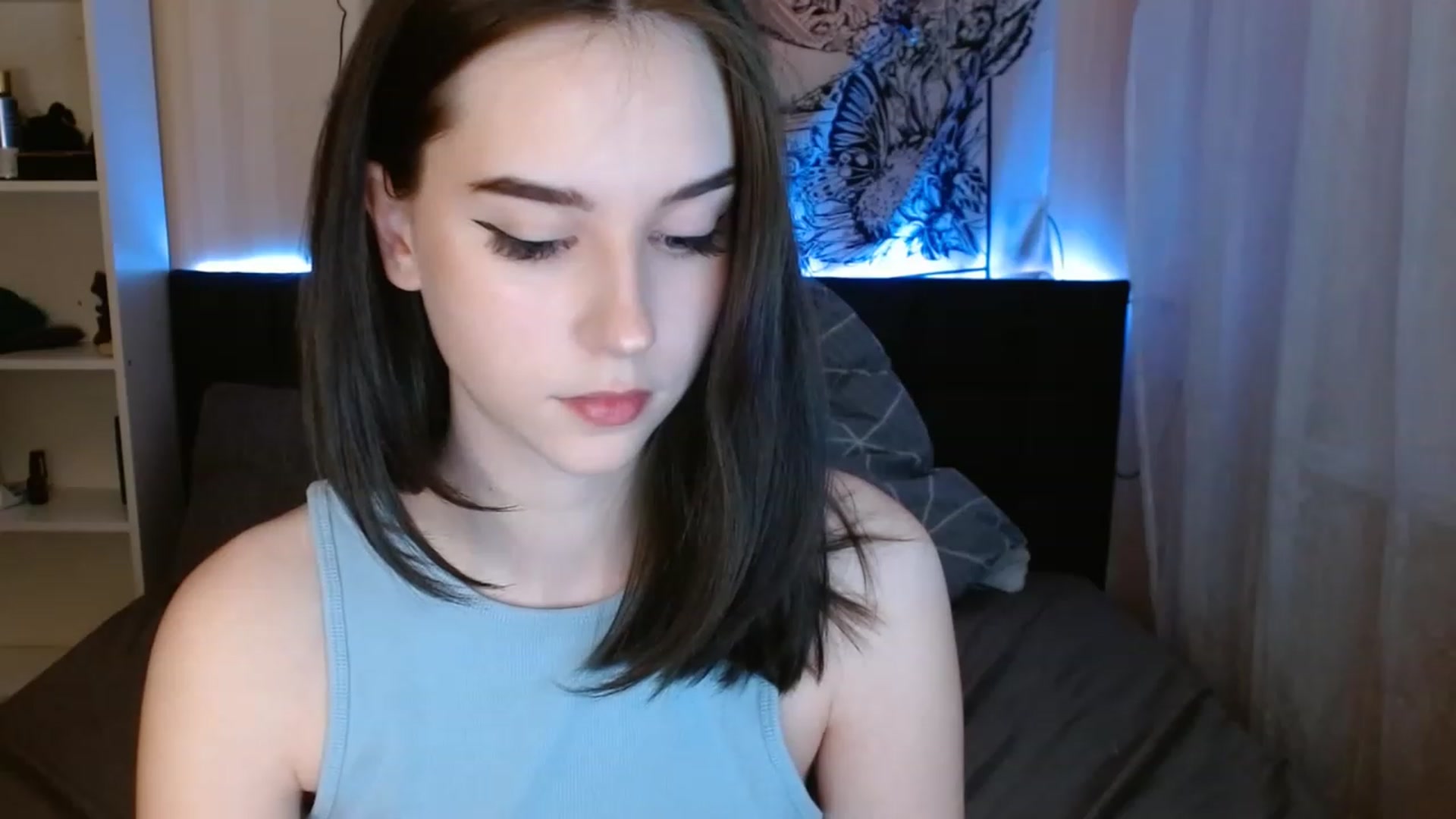 Gallery image thumbnail from ElsieF_'s myfreecams stream on, 05/18/2023, 17:07 image 15 of 20