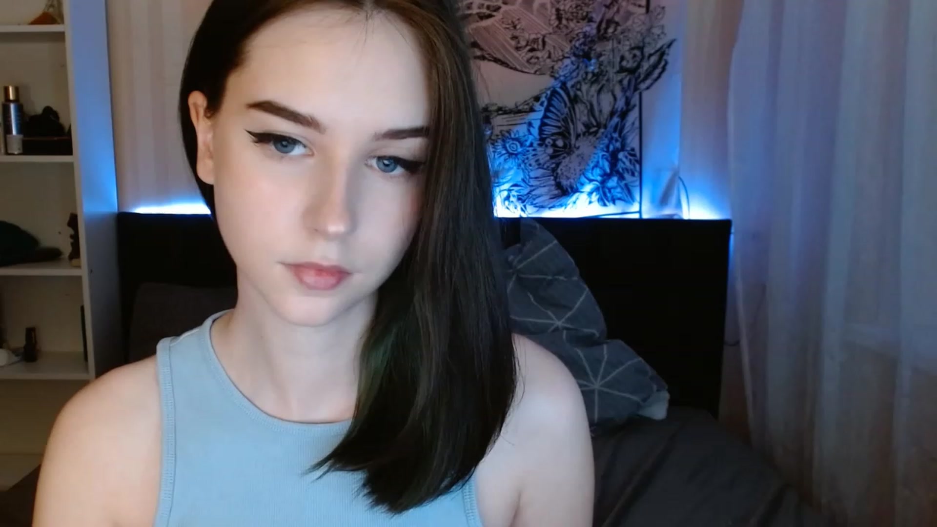 Gallery image thumbnail from ElsieF_'s myfreecams stream on, 05/18/2023, 17:07 image 2 of 20