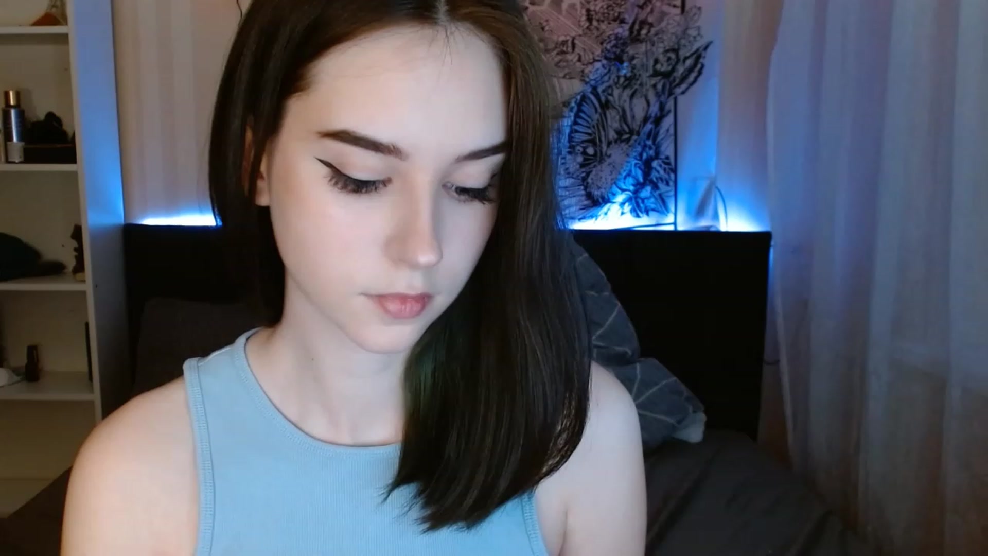 Gallery image thumbnail from ElsieF_'s myfreecams stream on, 05/18/2023, 17:07 image 5 of 20