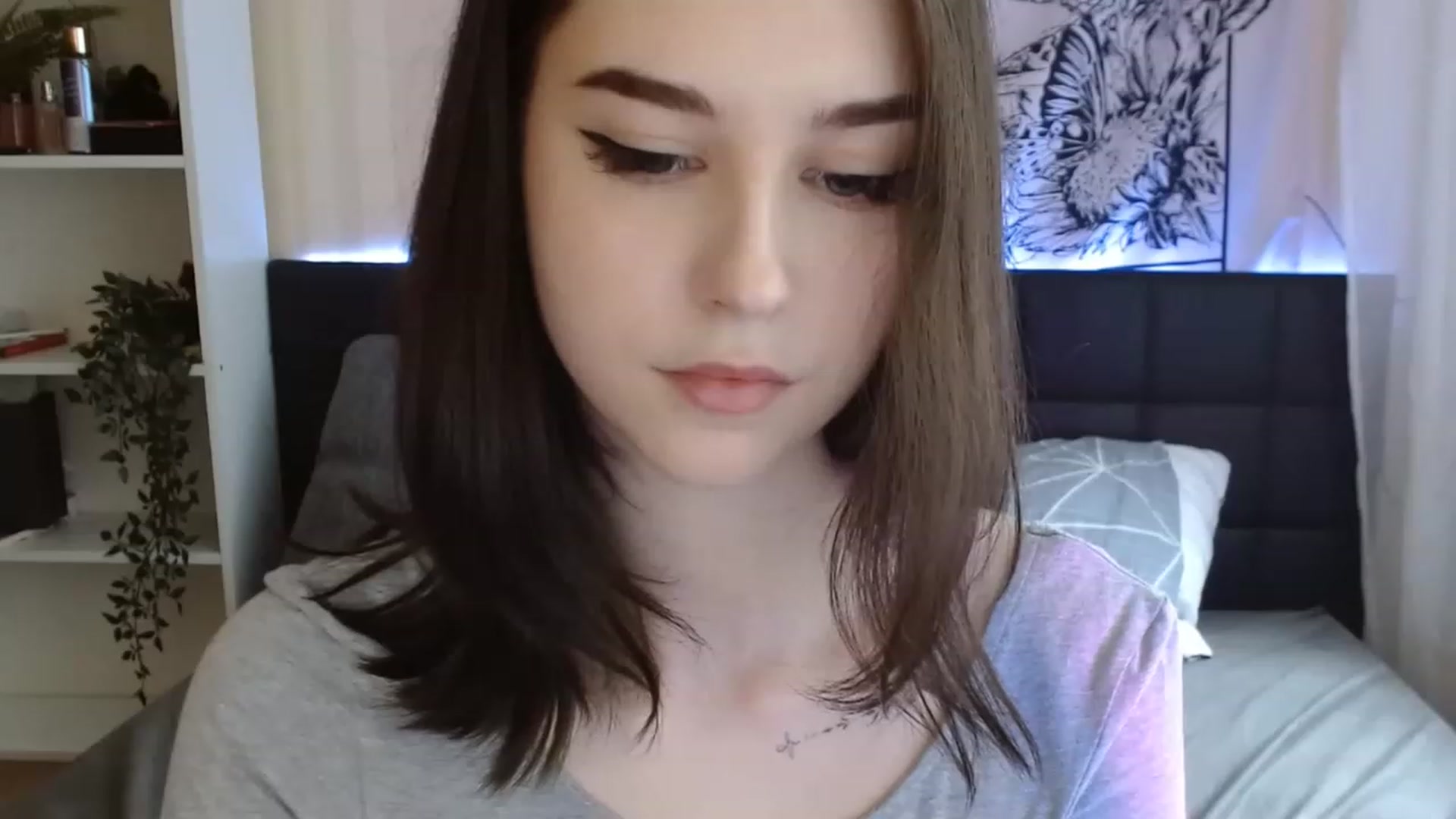 Gallery image thumbnail from ElsieF_'s myfreecams stream on, 05/20/2023, 08:54 image 20 of 20