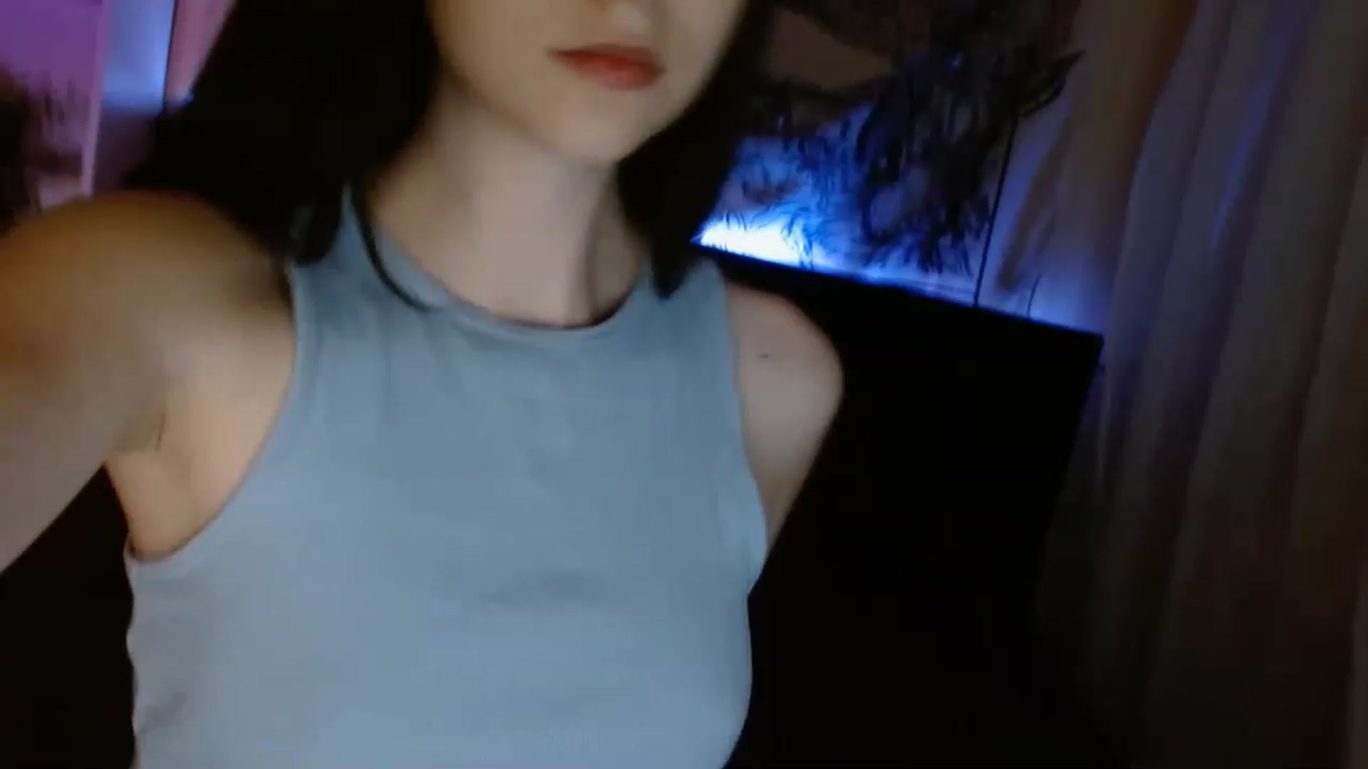 Gallery image thumbnail from ElsieF_'s myfreecams stream on, 05/25/2023, 19:32 image 13 of 20