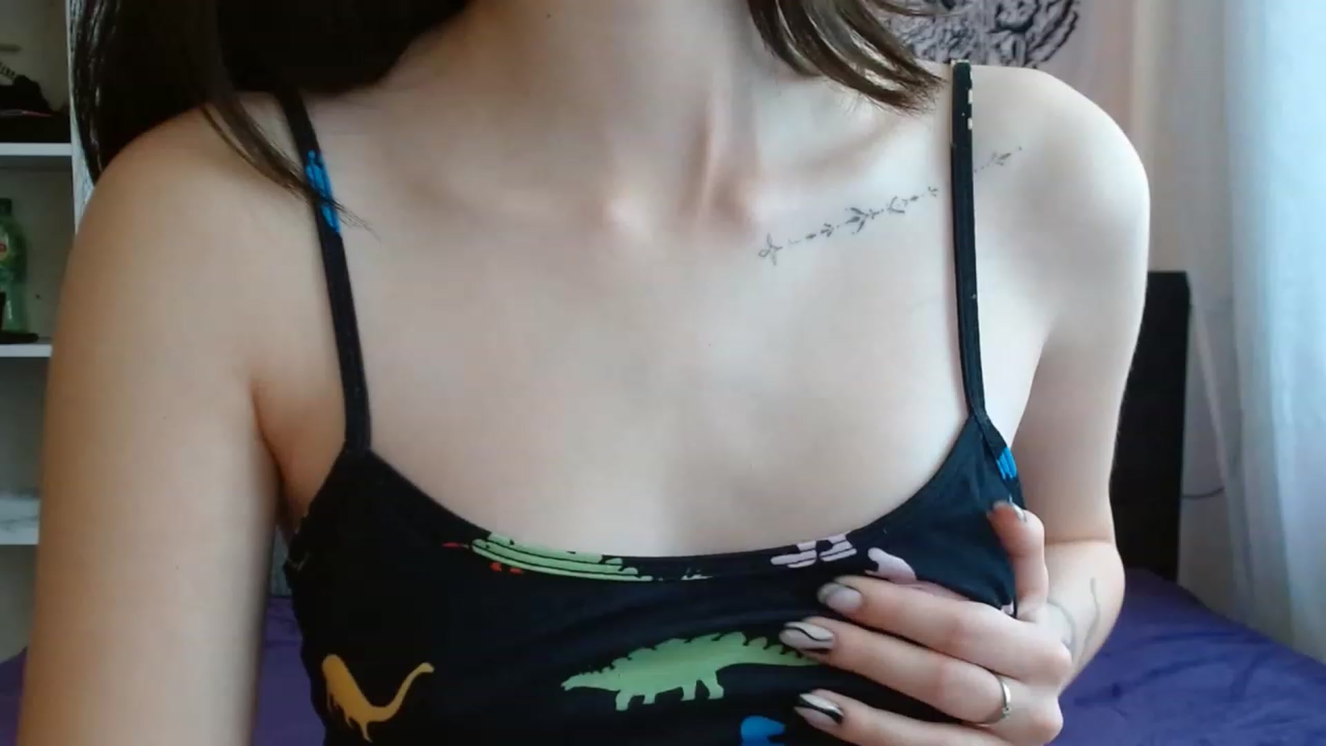 Gallery image thumbnail from ElsieF_'s myfreecams stream on, 05/29/2023, 06:52 image 5 of 20
