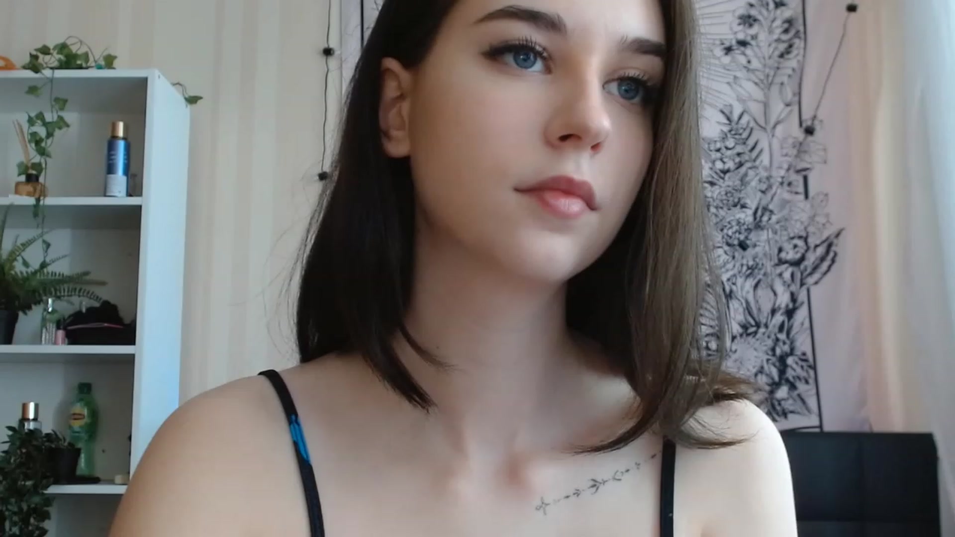 Gallery image thumbnail from ElsieF_'s myfreecams stream on, 05/29/2023, 06:52 image 18 of 20