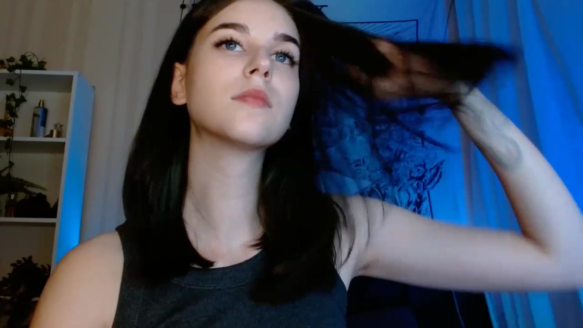 Gallery image thumbnail from ElsieF_'s myfreecams stream on, 06/04/2023, 22:47 image 12 of 20