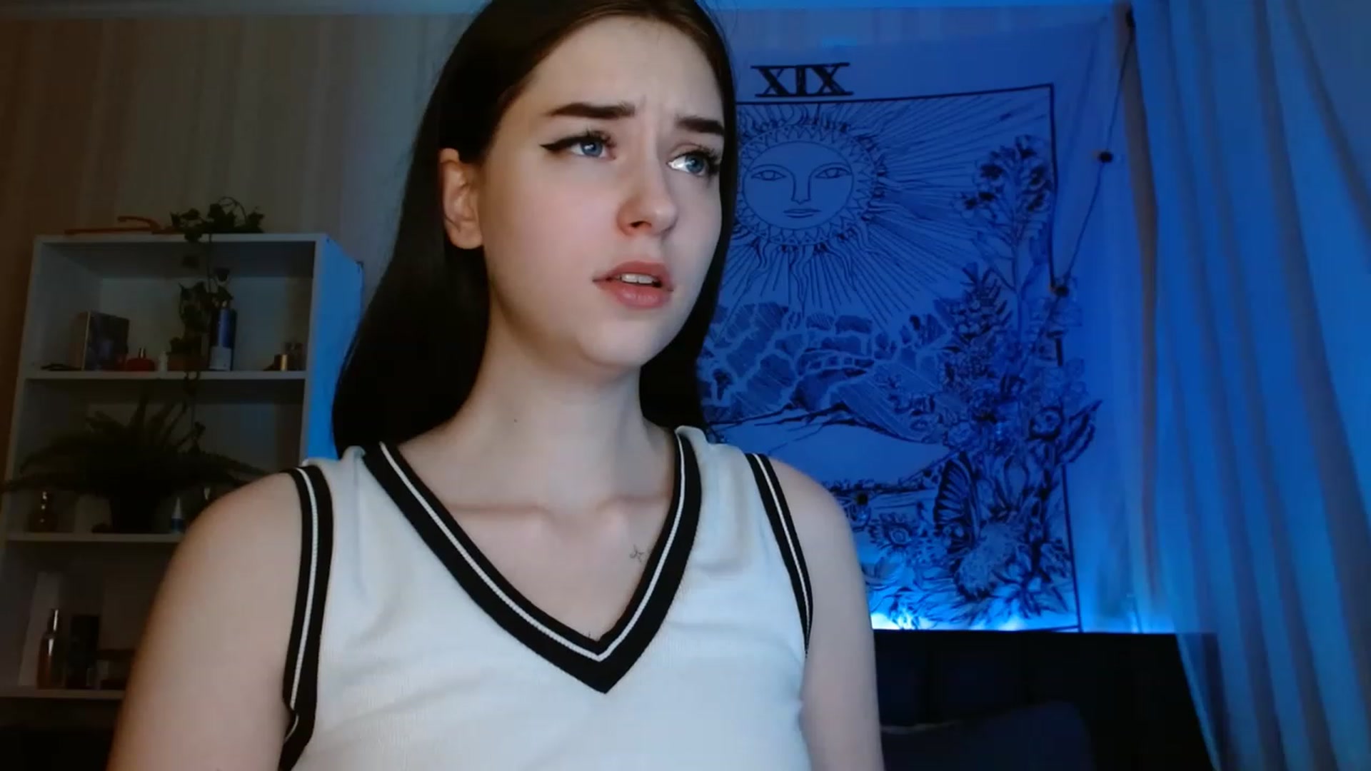 Gallery image thumbnail from ElsieF_'s myfreecams stream on, 06/06/2023, 20:08 image 8 of 20