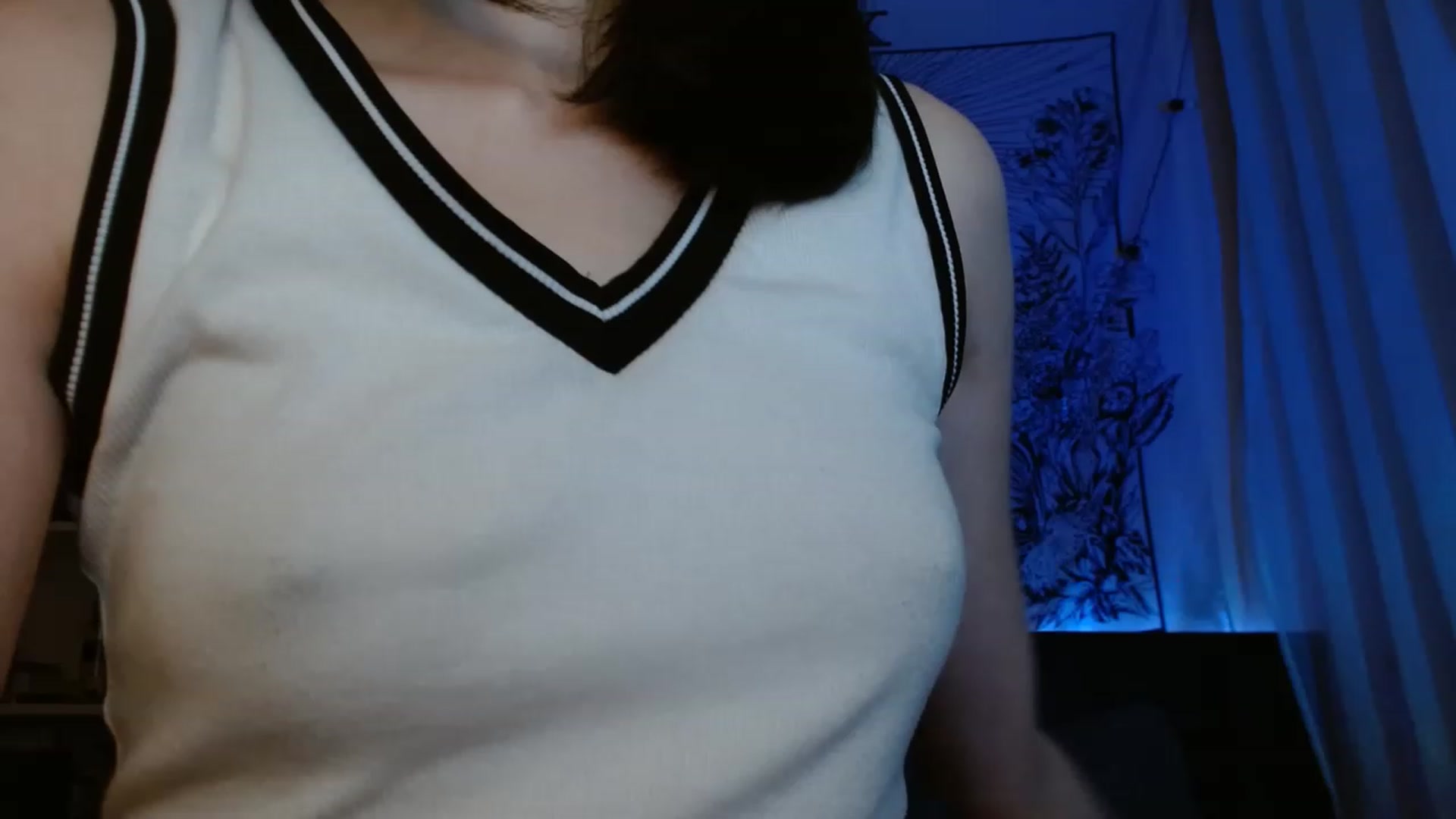 Gallery image thumbnail from ElsieF_'s myfreecams stream on, 06/06/2023, 20:08 image 7 of 20