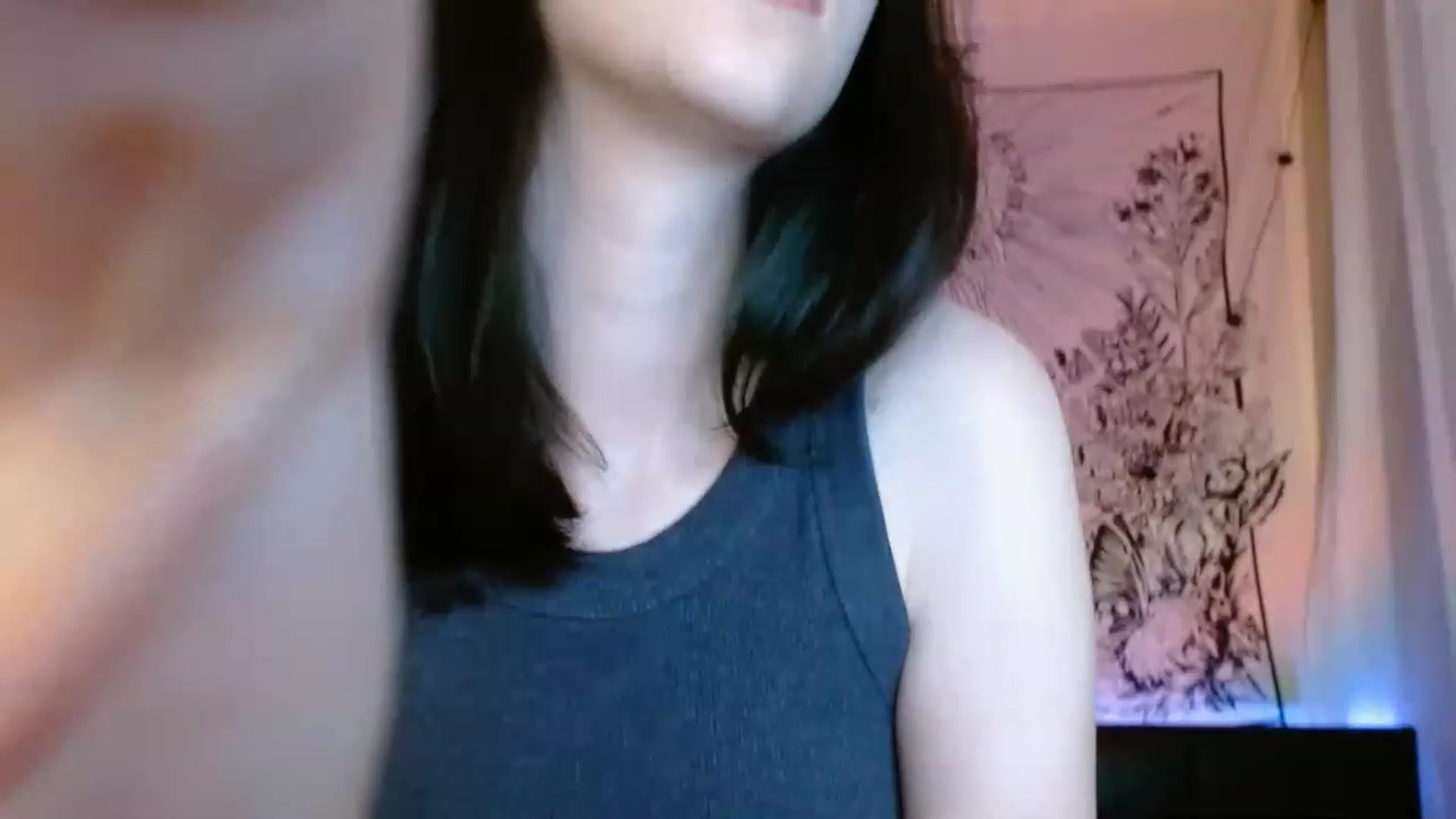 Gallery image thumbnail from ElsieF_'s myfreecams stream on, 06/07/2023, 21:28 image 15 of 20