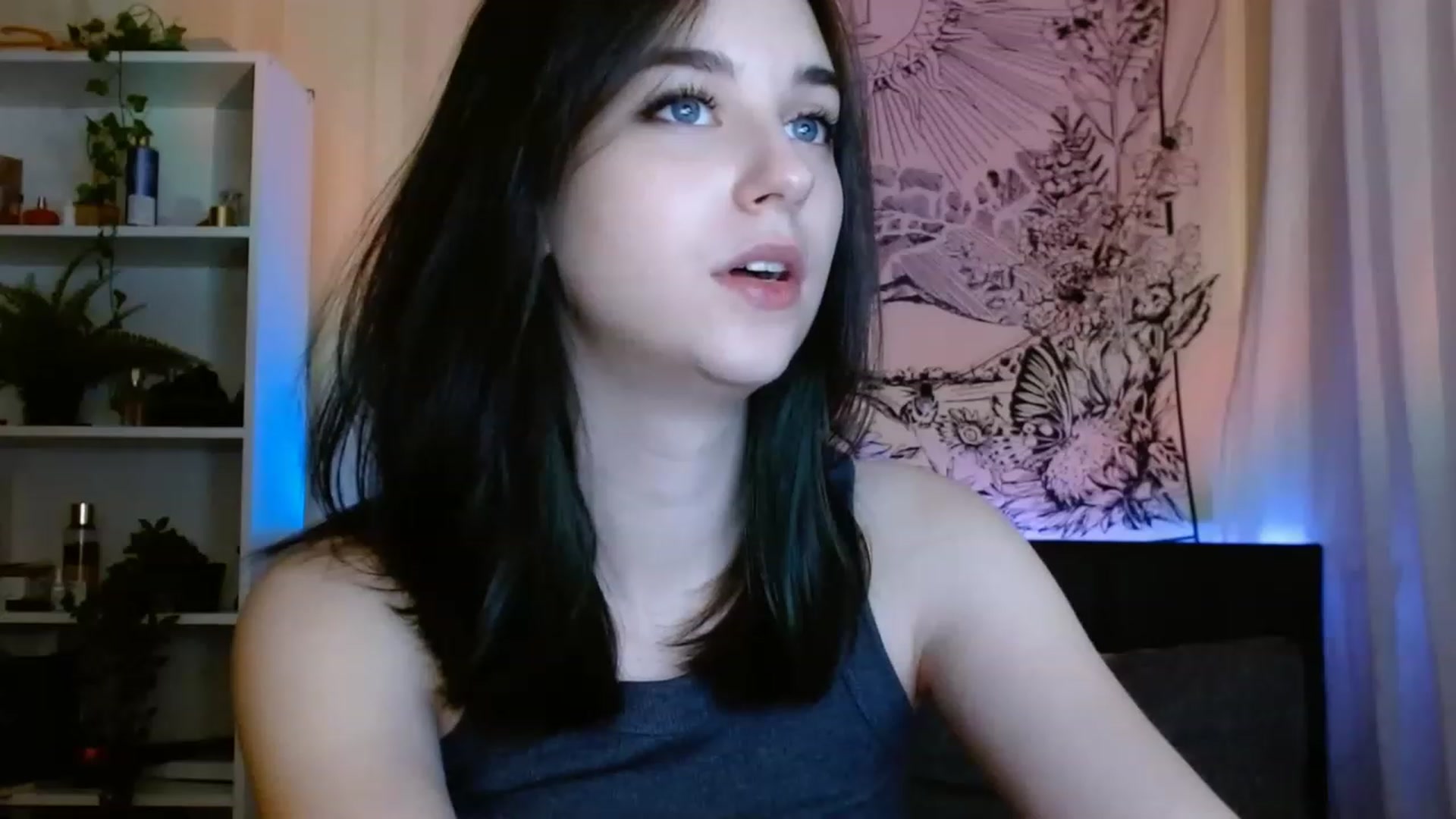 Gallery image thumbnail from ElsieF_'s myfreecams stream on, 06/07/2023, 21:28 image 12 of 20