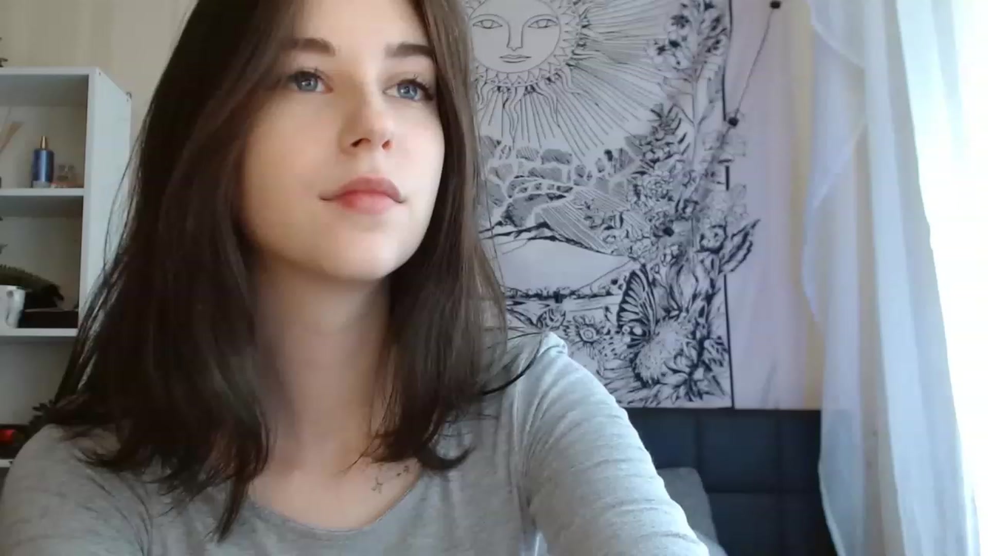 Gallery image thumbnail from ElsieF_'s myfreecams stream on, 06/22/2023, 08:56 image 10 of 20