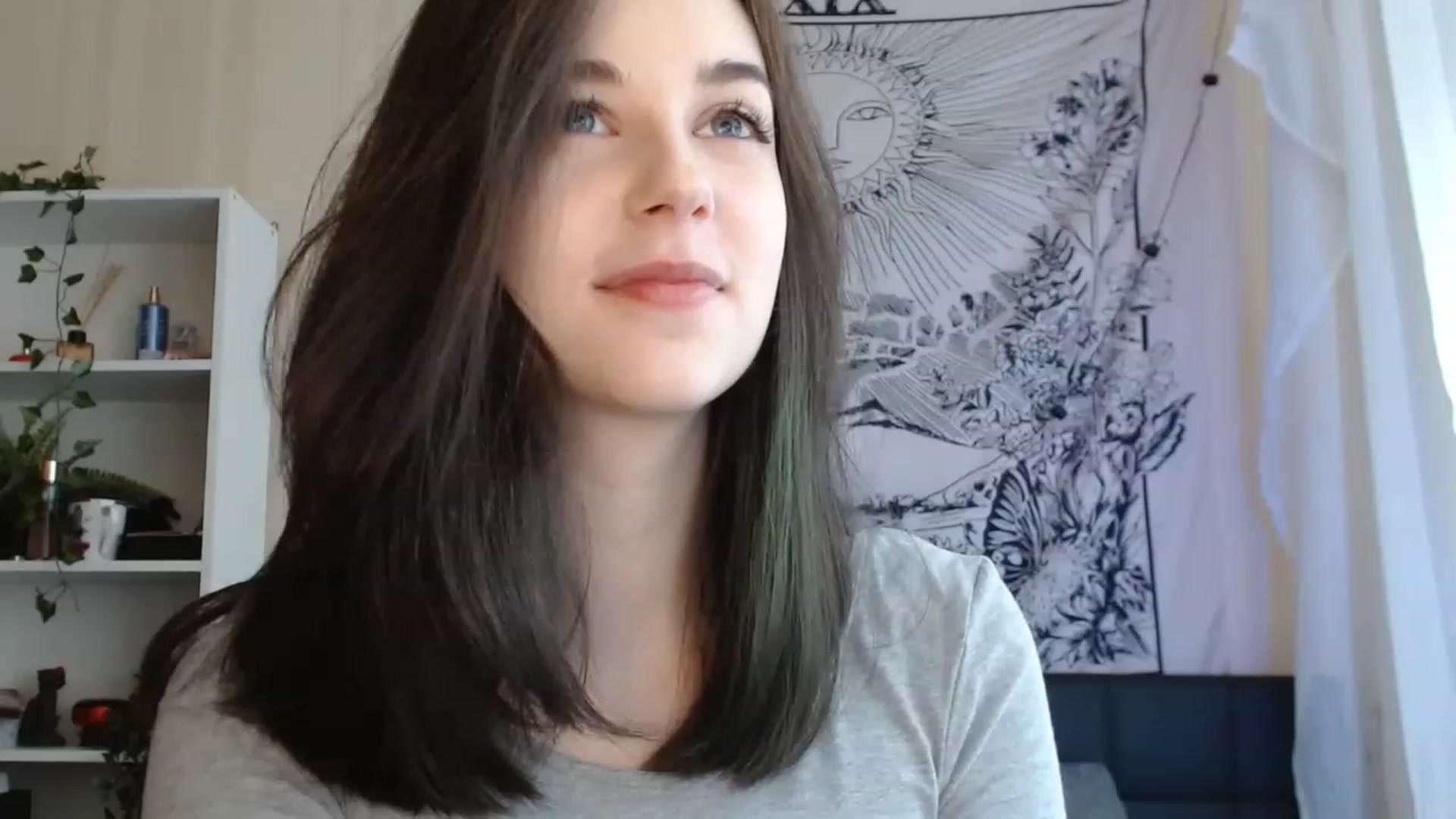 Gallery image thumbnail from ElsieF_'s myfreecams stream on, 06/22/2023, 08:56 image 19 of 20