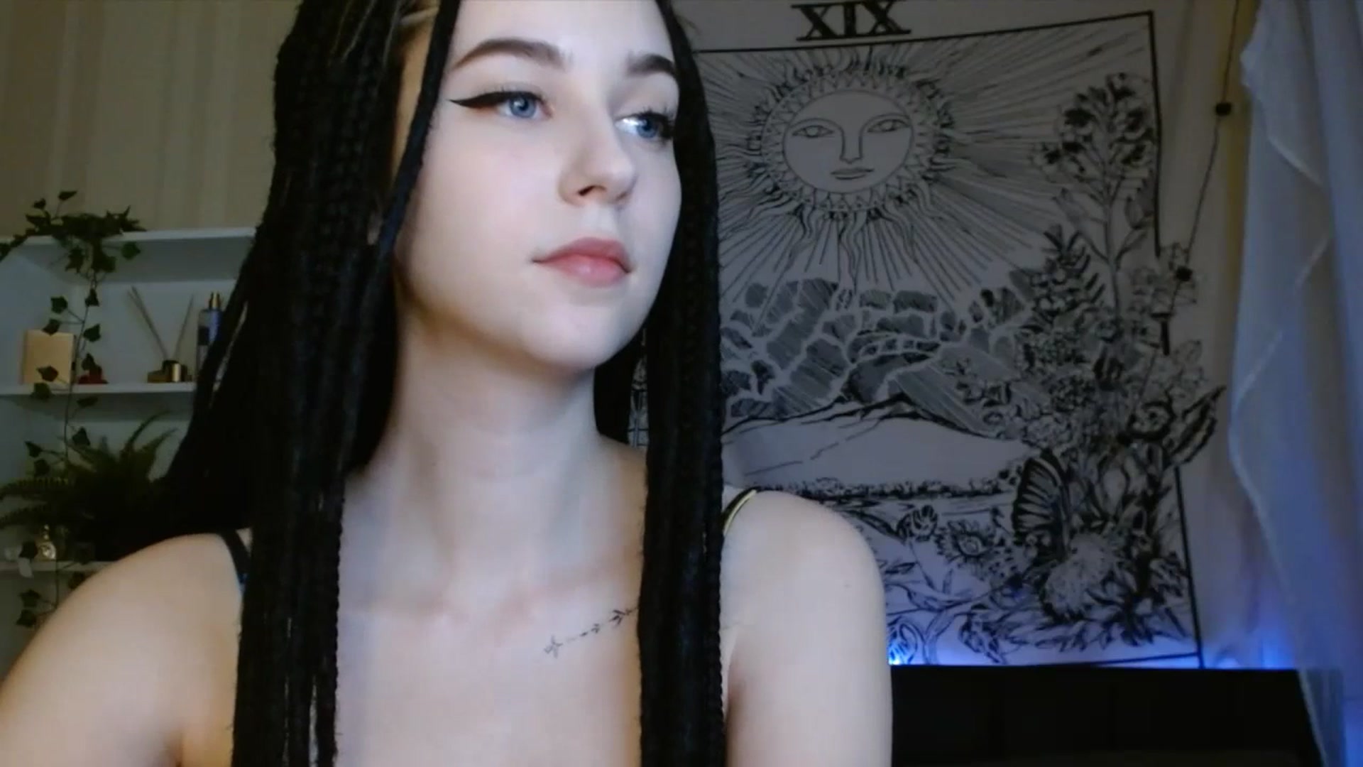 Gallery image thumbnail from ElsieF_'s myfreecams stream on, 07/15/2023, 18:01 image 3 of 20