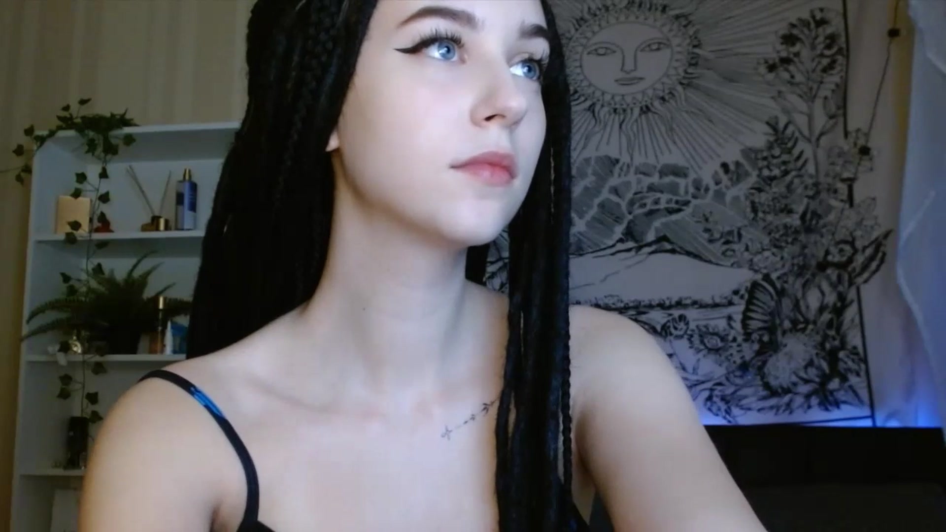 Gallery image thumbnail from ElsieF_'s myfreecams stream on, 07/15/2023, 18:01 image 9 of 20