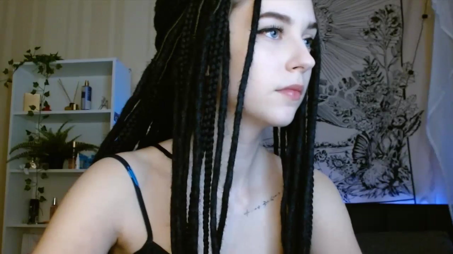 Gallery image thumbnail from ElsieF_'s myfreecams stream on, 07/15/2023, 18:01 image 6 of 20