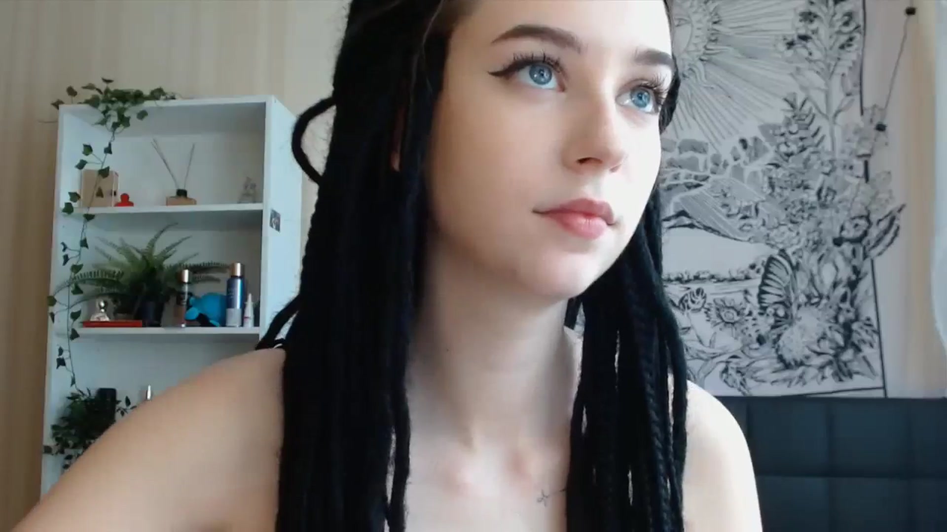 Gallery image thumbnail from ElsieF_'s myfreecams stream on, 07/23/2023, 07:41 image 2 of 20