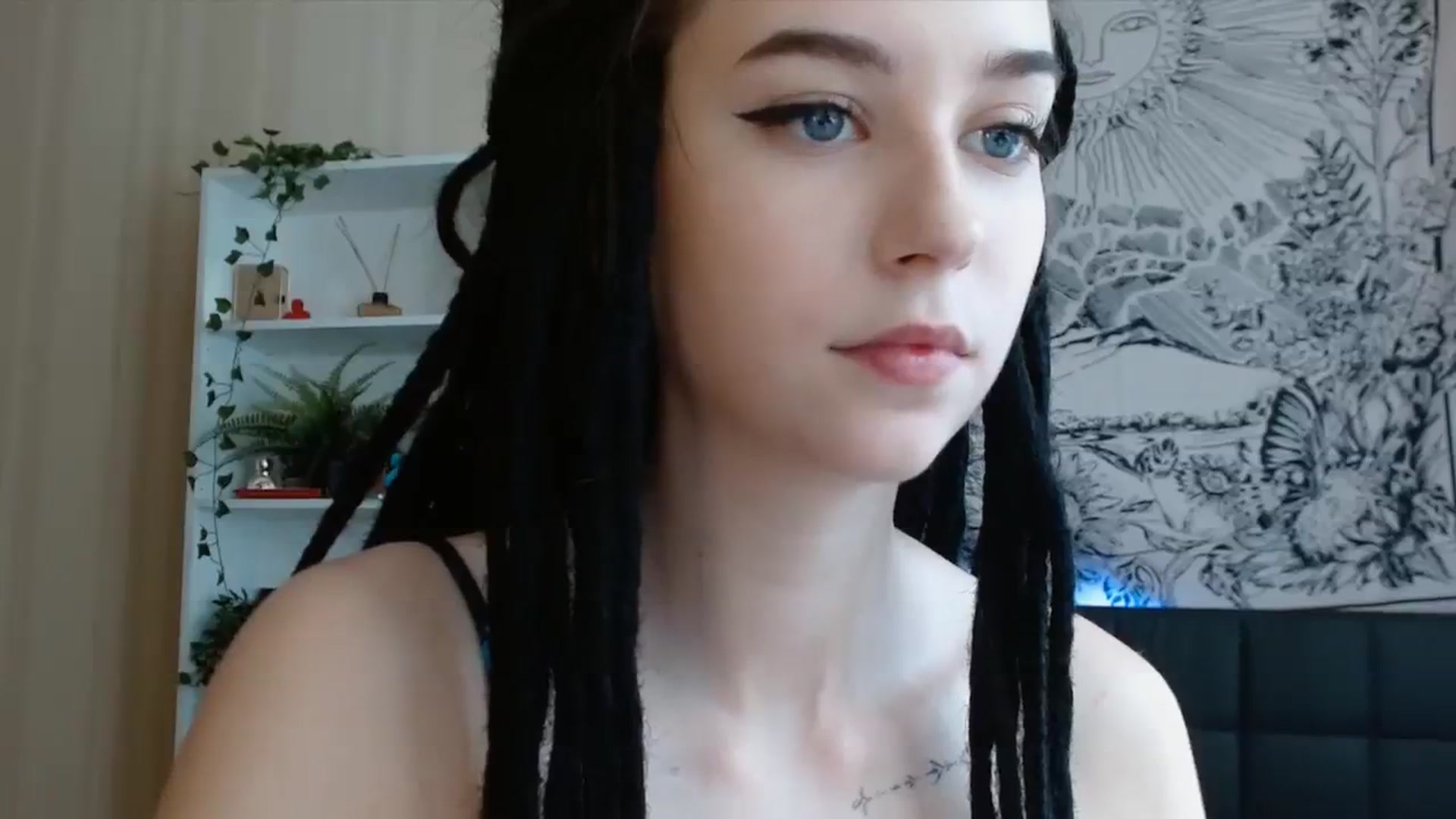 Gallery image thumbnail from ElsieF_'s myfreecams stream on, 07/23/2023, 07:41 image 17 of 20