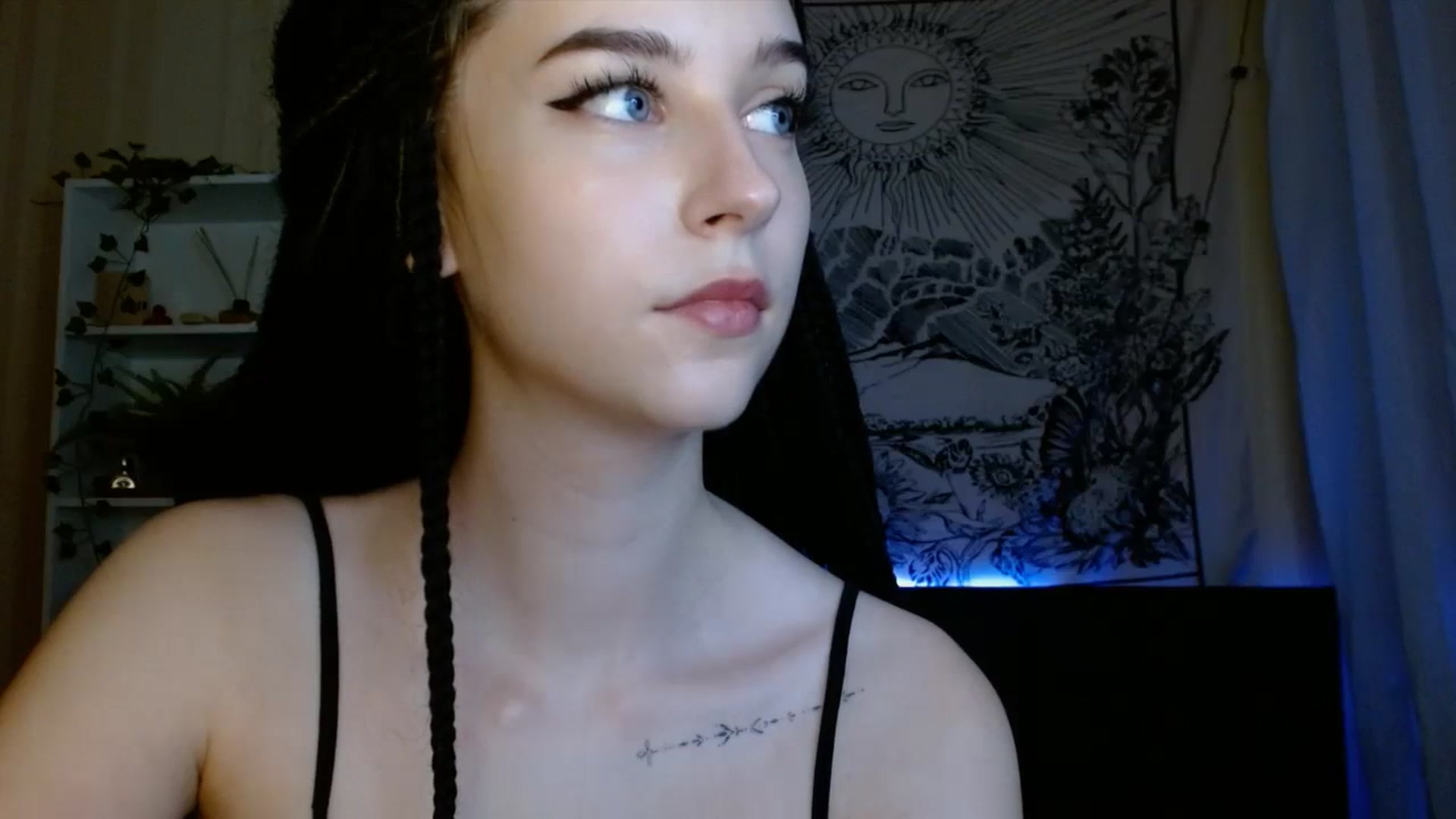 Gallery image thumbnail from ElsieF_'s myfreecams stream on, 07/25/2023, 20:14 image 5 of 20