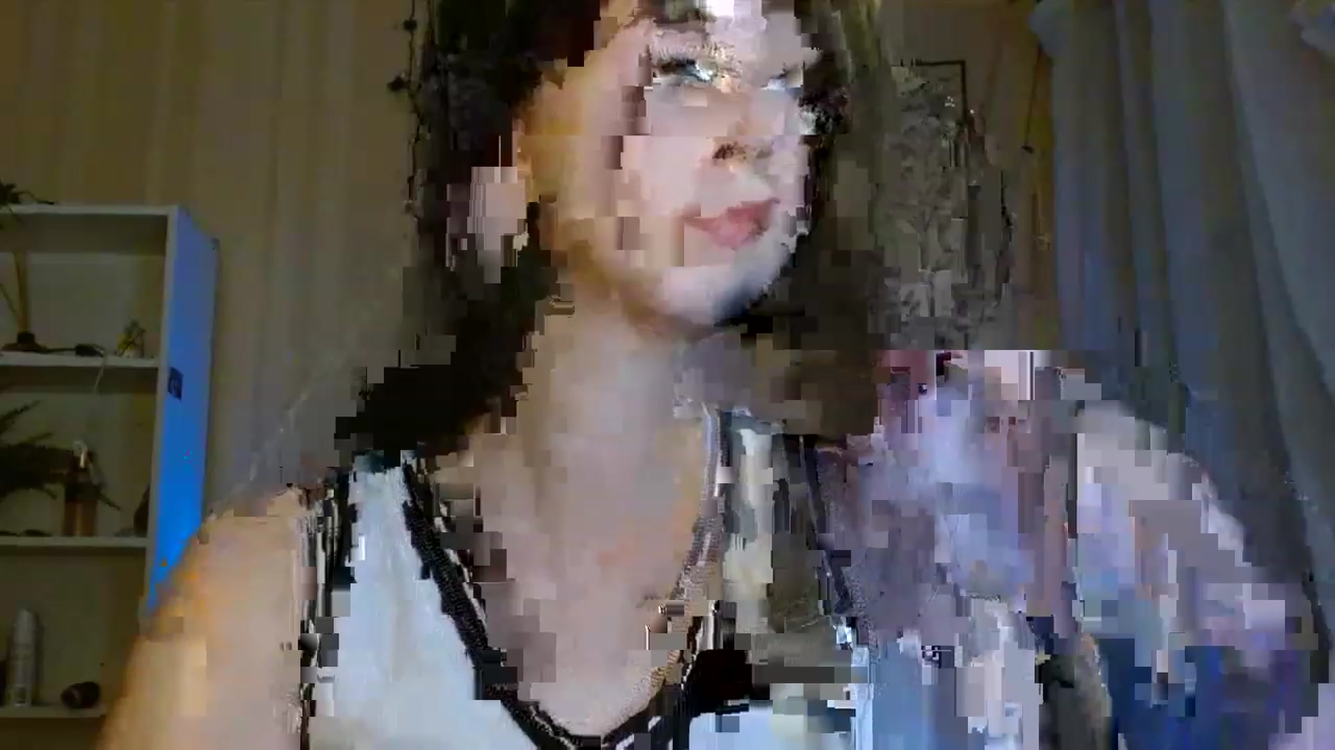 Gallery image thumbnail from ElsieF_'s myfreecams stream on, 08/06/2023, 20:44 image 4 of 20