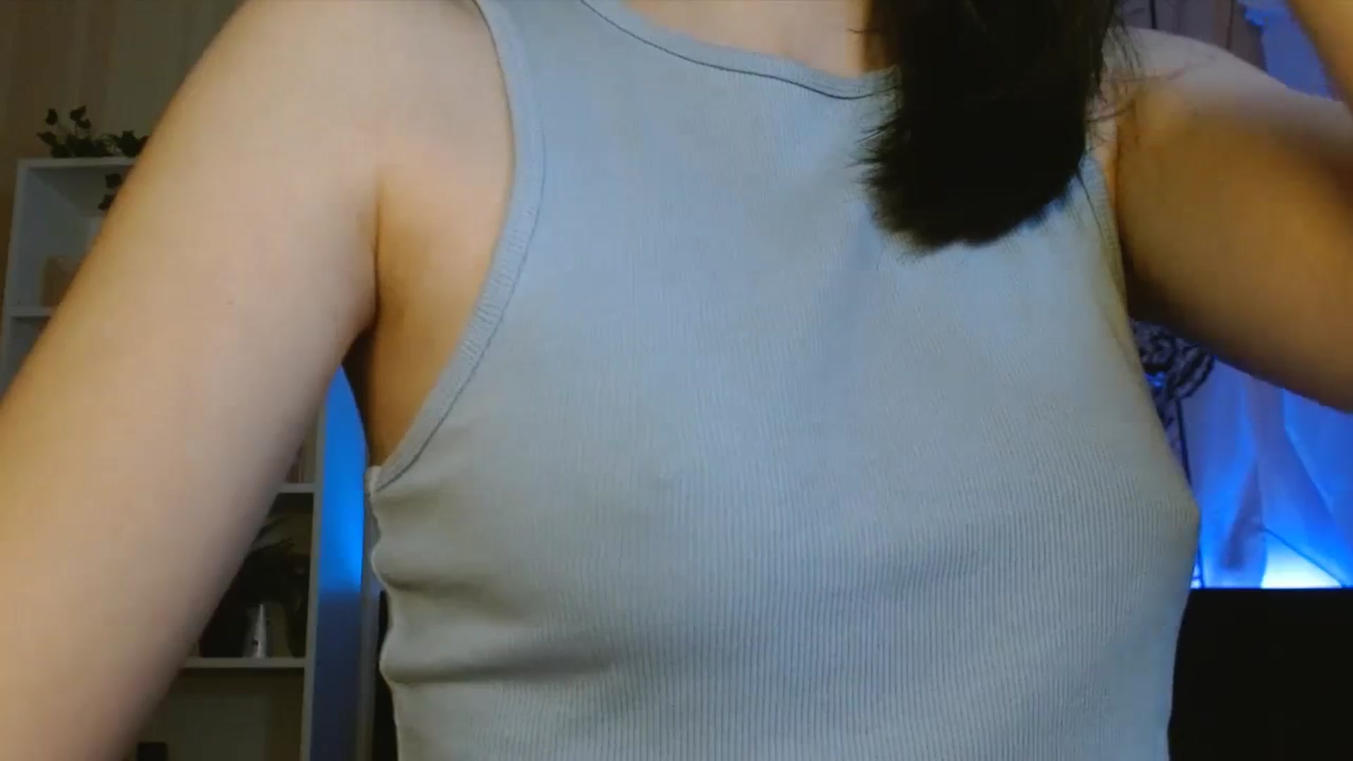 Gallery image thumbnail from ElsieF_'s myfreecams stream on, 08/09/2023, 17:37 image 6 of 20
