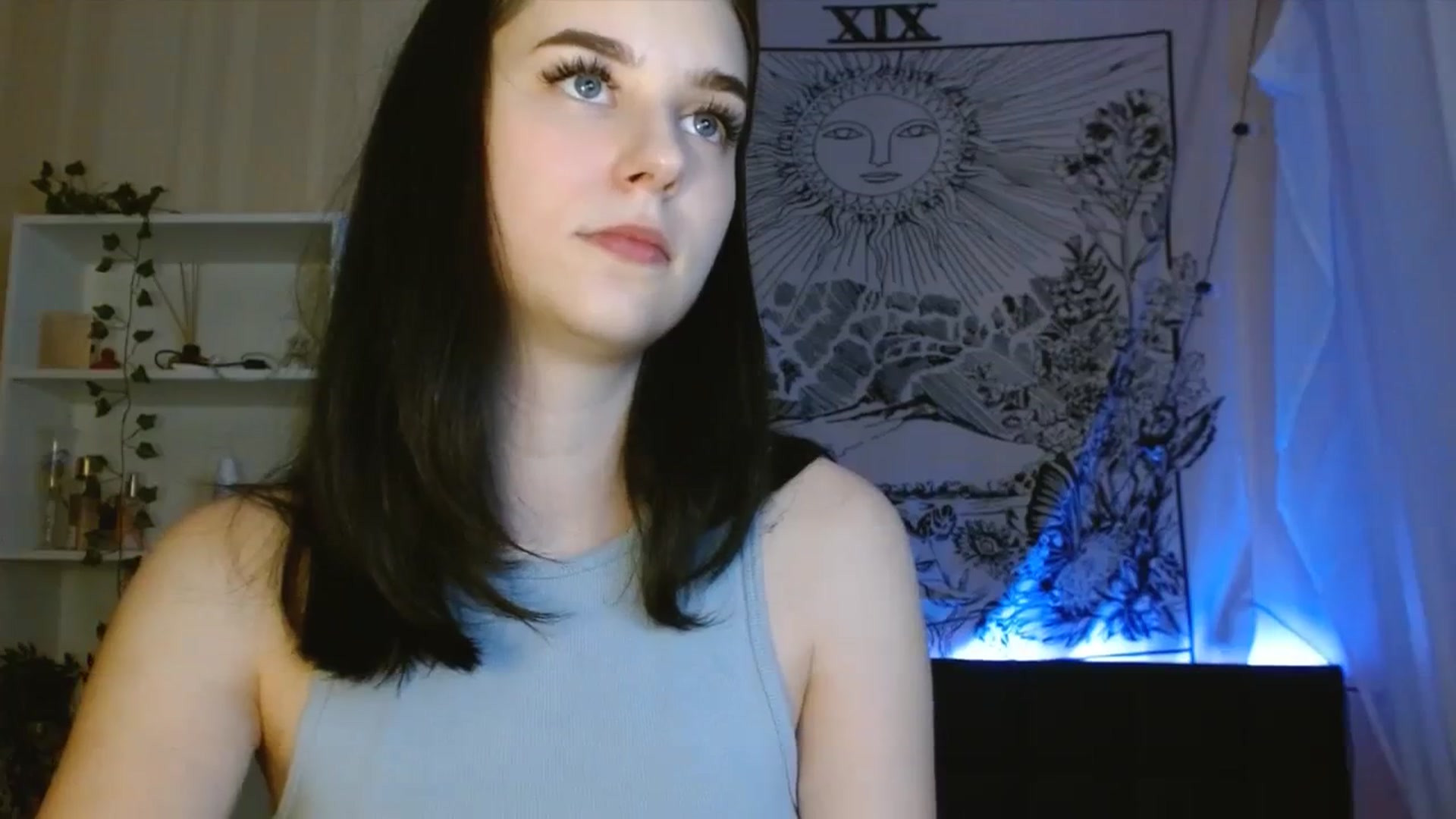 Gallery image thumbnail from ElsieF_'s myfreecams stream on, 08/09/2023, 17:37 image 18 of 20