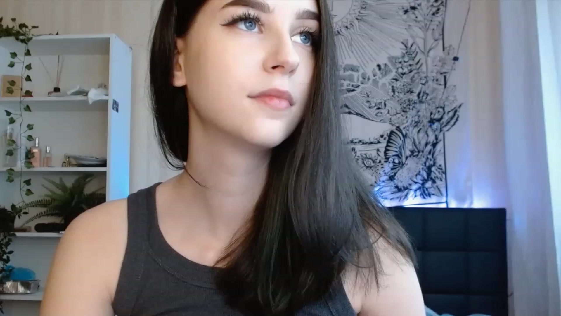 Gallery image thumbnail from ElsieF_'s myfreecams stream on, 08/13/2023, 14:34 image 18 of 20