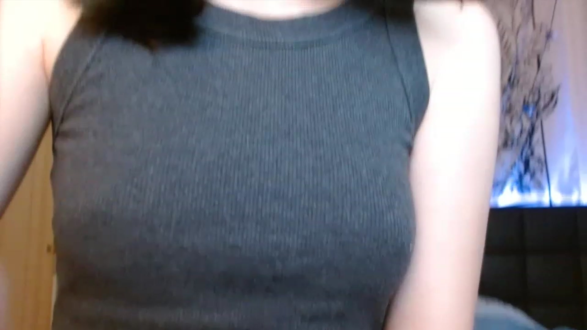 Gallery image thumbnail from ElsieF_'s myfreecams stream on, 08/13/2023, 16:20 image 10 of 20