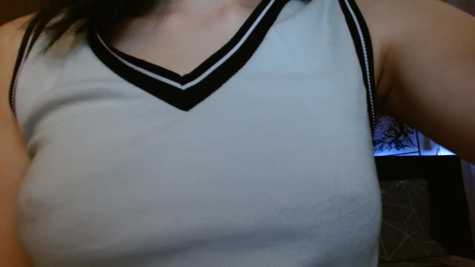 Gallery image thumbnail from ElsieF_'s myfreecams stream on, 08/19/2023, 20:28 image 4 of 20