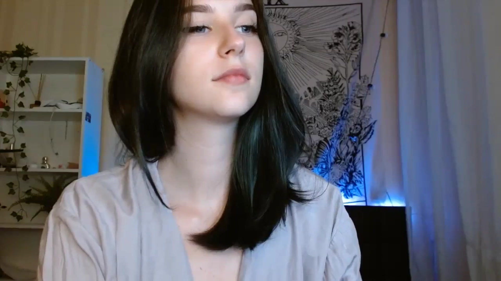 Gallery image thumbnail from ElsieF_'s myfreecams stream on, 08/30/2023, 18:22 image 7 of 20