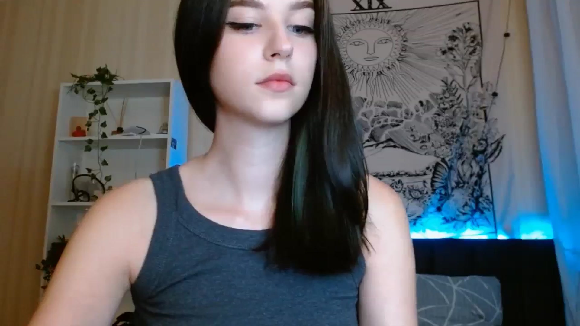 Gallery image thumbnail from ElsieF_'s myfreecams stream on, 09/03/2023, 18:17 image 8 of 20