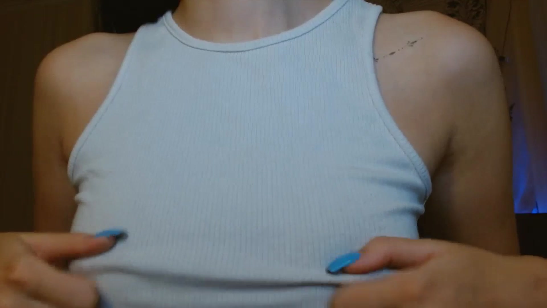 Gallery image thumbnail from ElsieF_'s myfreecams stream on, 09/12/2023, 17:22 image 7 of 20