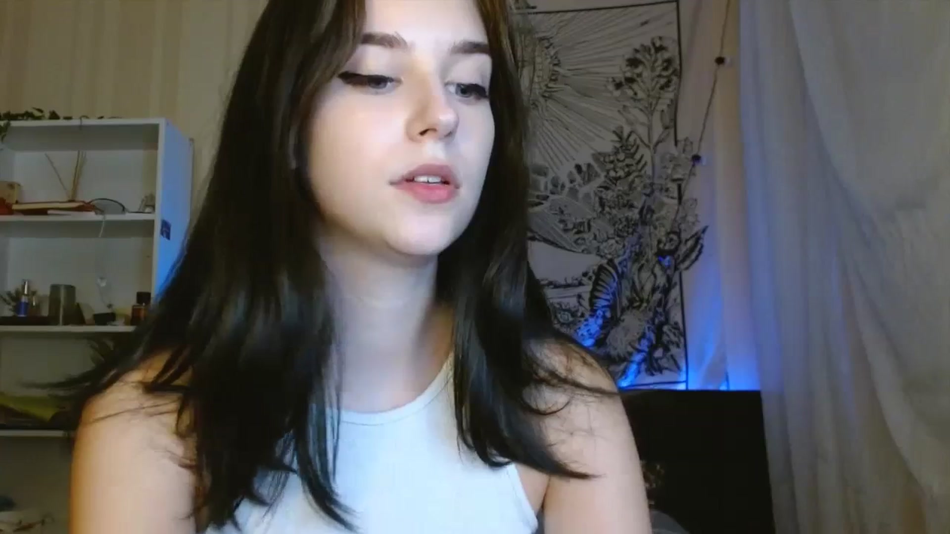 Gallery image thumbnail from ElsieF_'s myfreecams stream on, 09/12/2023, 17:22 image 10 of 20