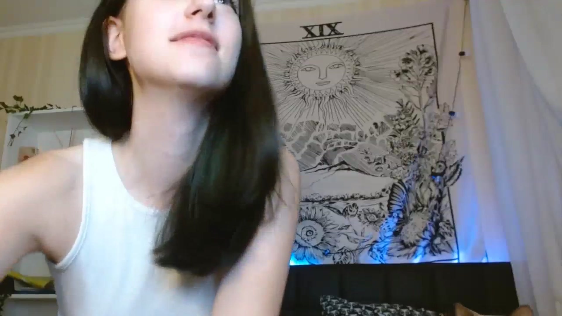 Gallery image thumbnail from ElsieF_'s myfreecams stream on, 09/12/2023, 17:22 image 9 of 20