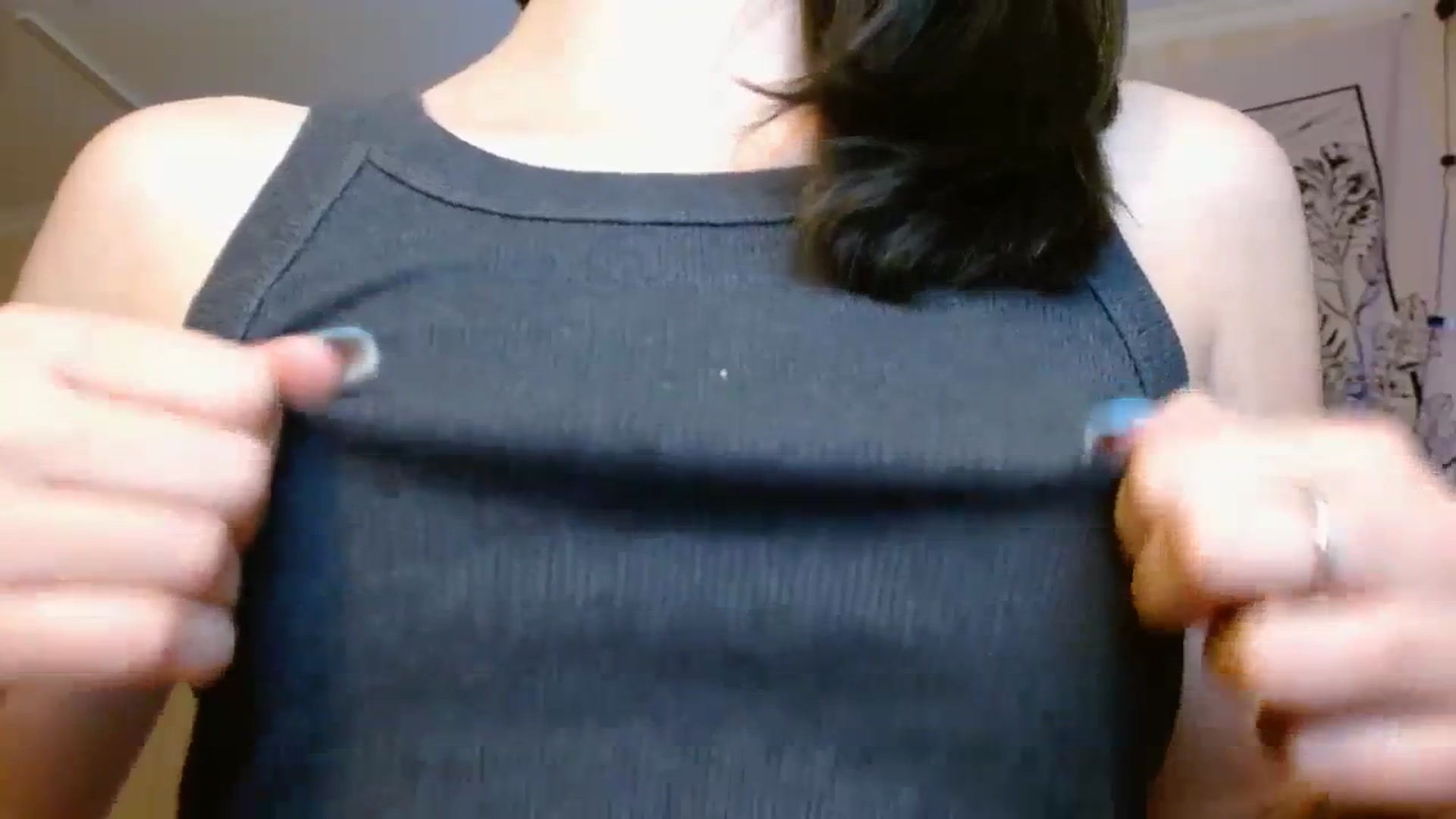 Gallery image thumbnail from ElsieF_'s myfreecams stream on, 09/17/2023, 15:35 image 15 of 20