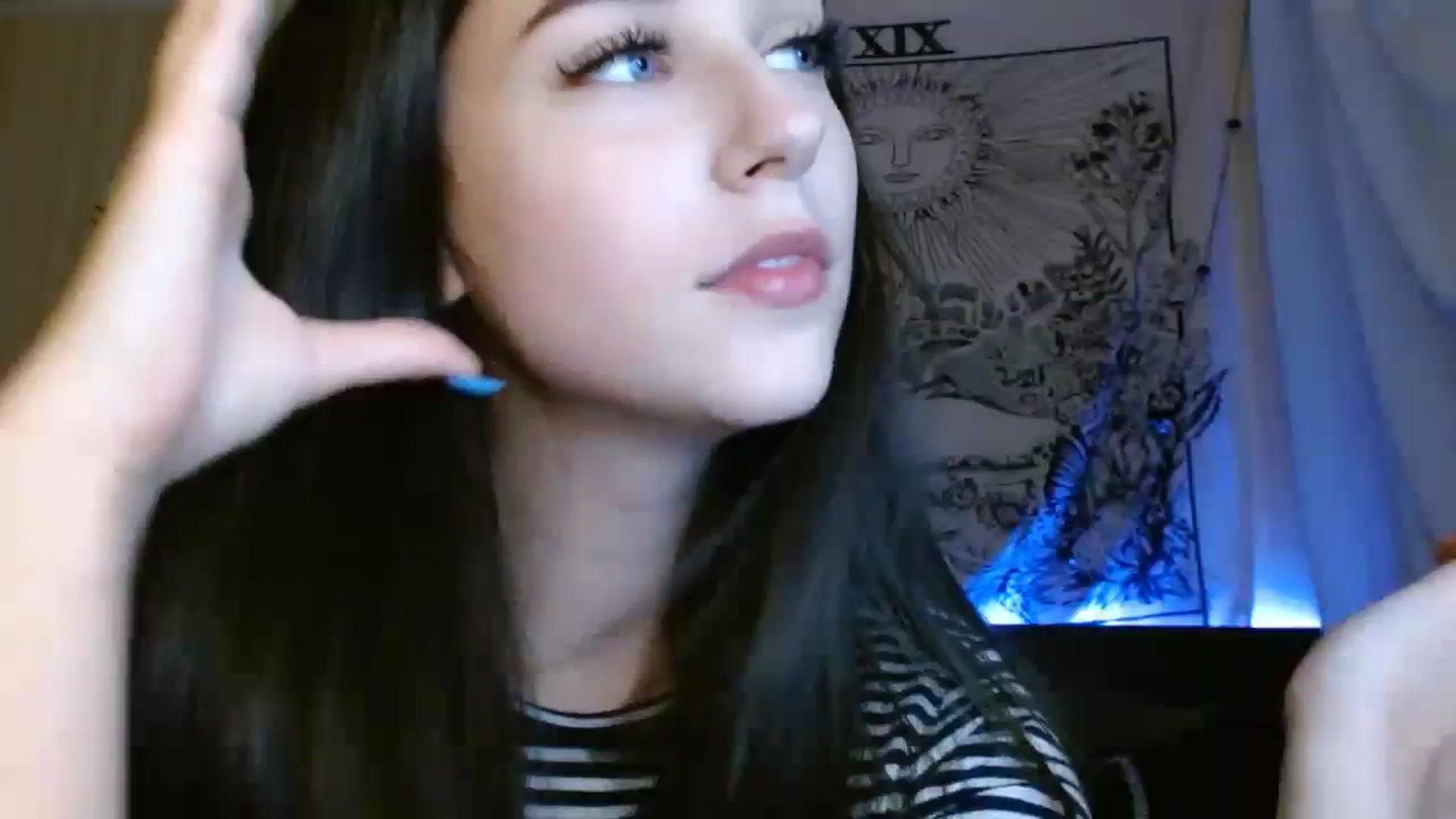 Gallery image thumbnail from ElsieF_'s myfreecams stream on, 09/25/2023, 18:11 image 13 of 20