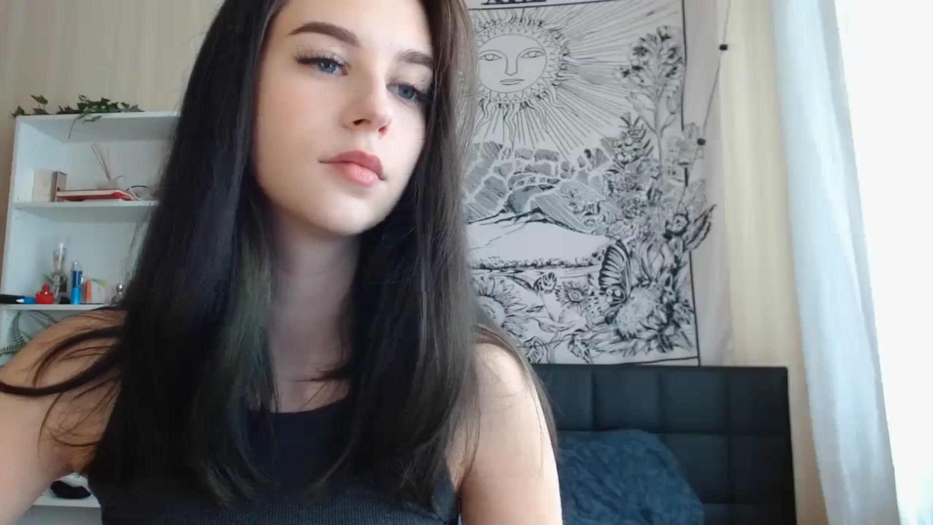 Gallery image thumbnail from ElsieF_'s myfreecams stream on, 10/03/2023, 06:35 image 3 of 20
