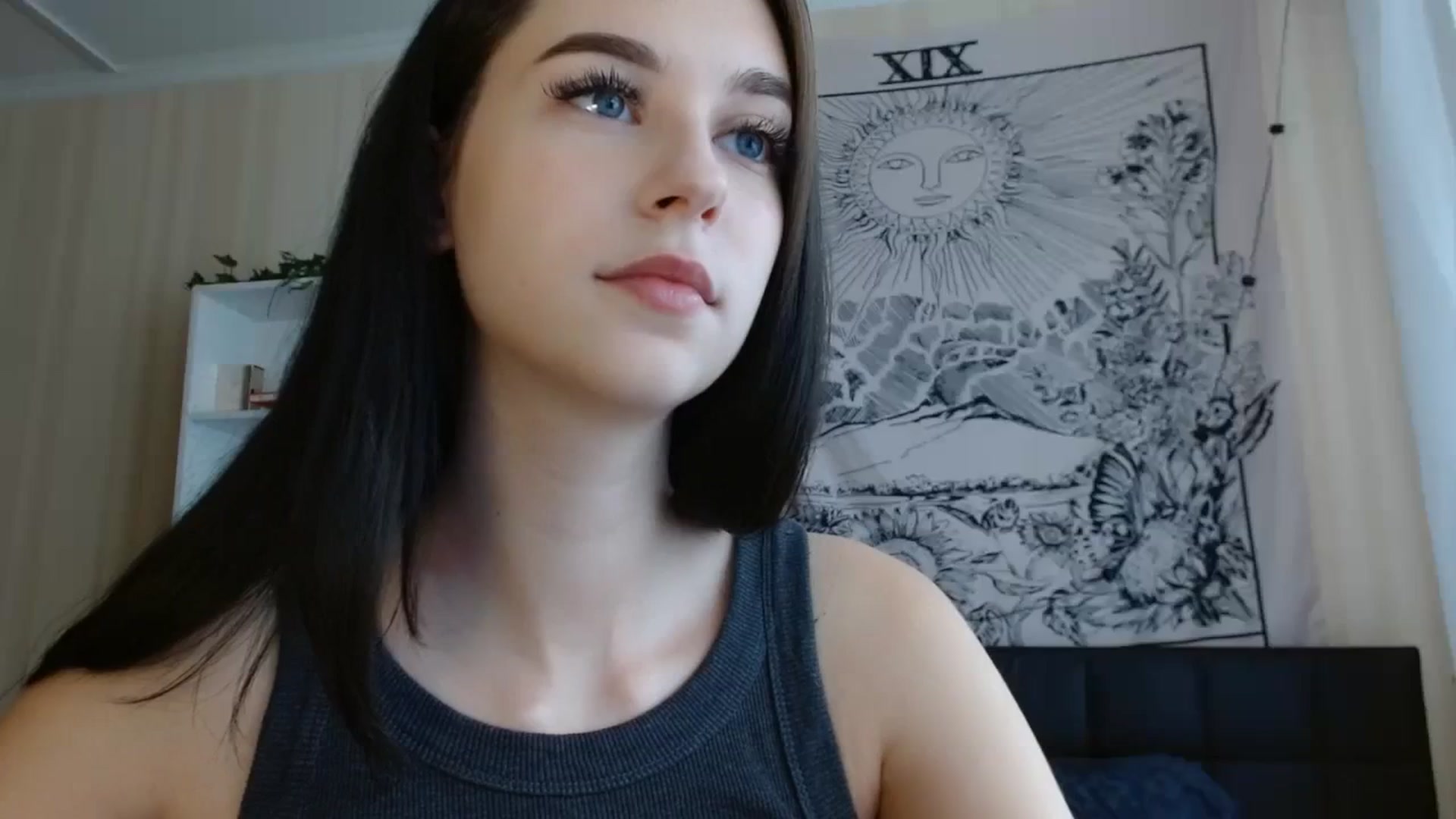Gallery image thumbnail from ElsieF_'s myfreecams stream on, 10/03/2023, 06:35 image 20 of 20