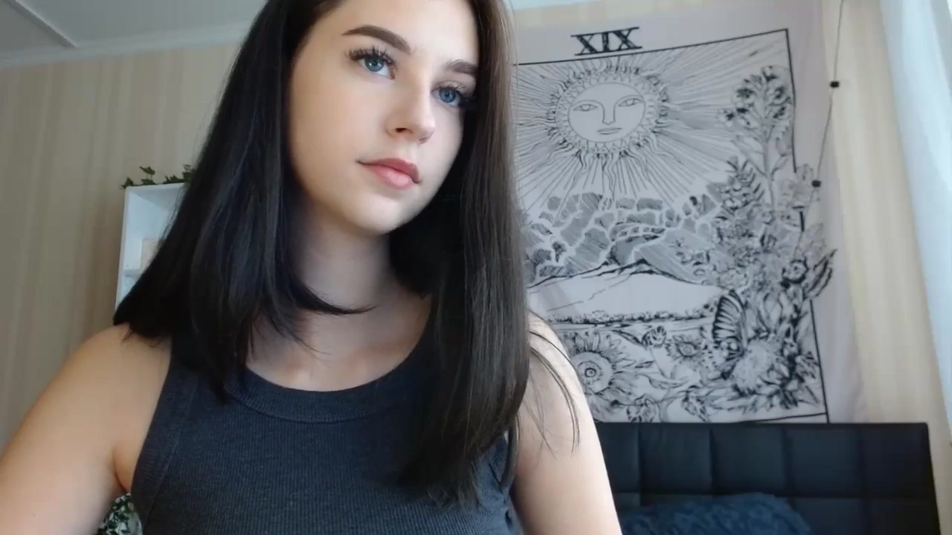 Gallery image thumbnail from ElsieF_'s myfreecams stream on, 10/03/2023, 06:35 image 16 of 20