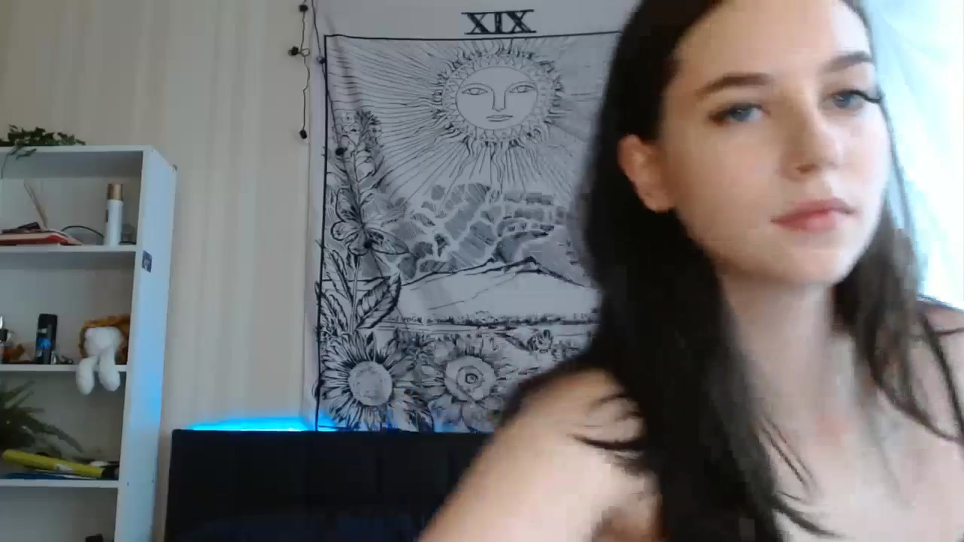 Gallery image thumbnail from ElsieF_'s myfreecams stream on, 10/07/2023, 06:57 image 3 of 20
