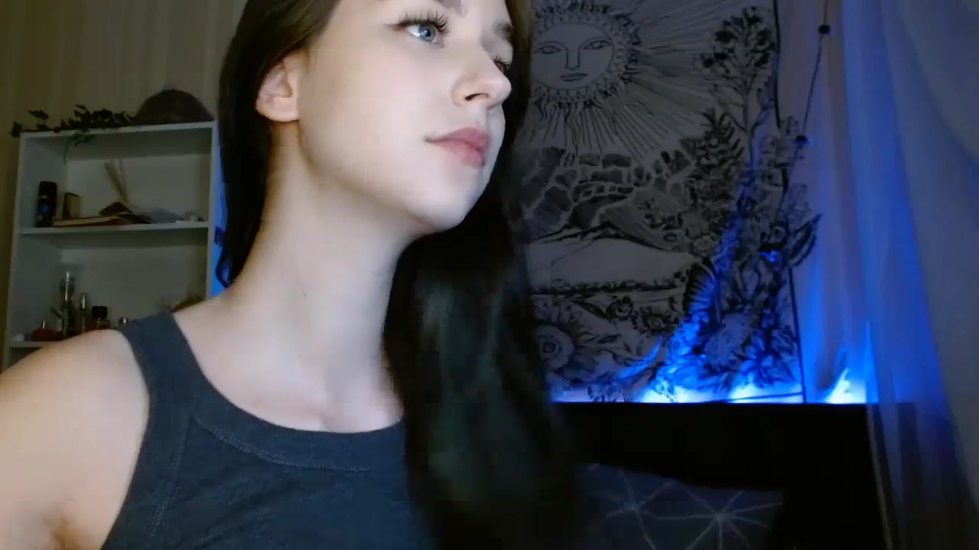 Gallery image thumbnail from ElsieF_'s myfreecams stream on, 10/16/2023, 18:06 image 5 of 20
