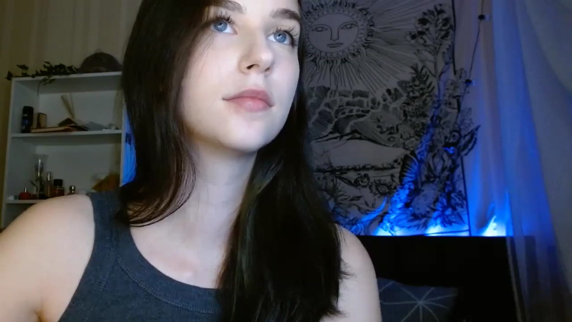 Gallery image thumbnail from ElsieF_'s myfreecams stream on, 10/16/2023, 18:06 image 7 of 20