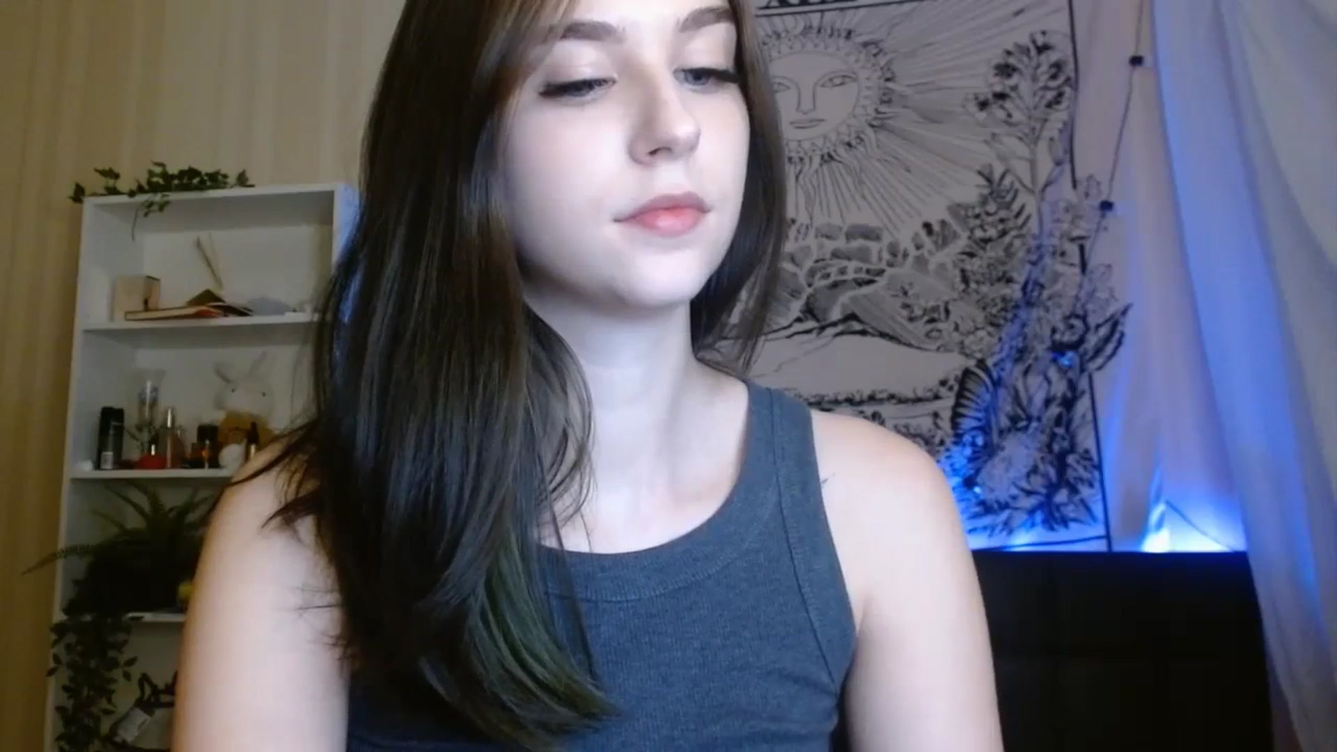 Gallery image thumbnail from ElsieF_'s myfreecams stream on, 10/22/2023, 16:50 image 15 of 20