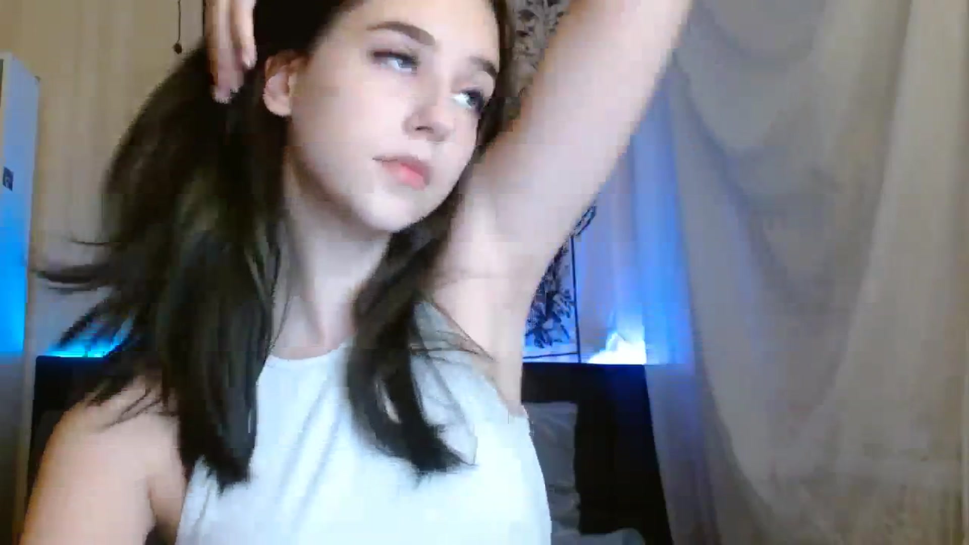 Gallery image thumbnail from ElsieF_'s myfreecams stream on, 10/23/2023, 15:19 image 2 of 20