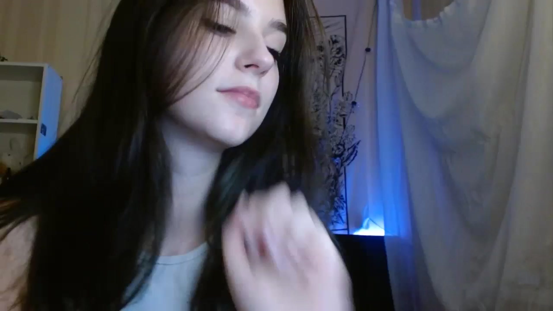 Gallery image thumbnail from ElsieF_'s myfreecams stream on, 10/23/2023, 16:26 image 1 of 20