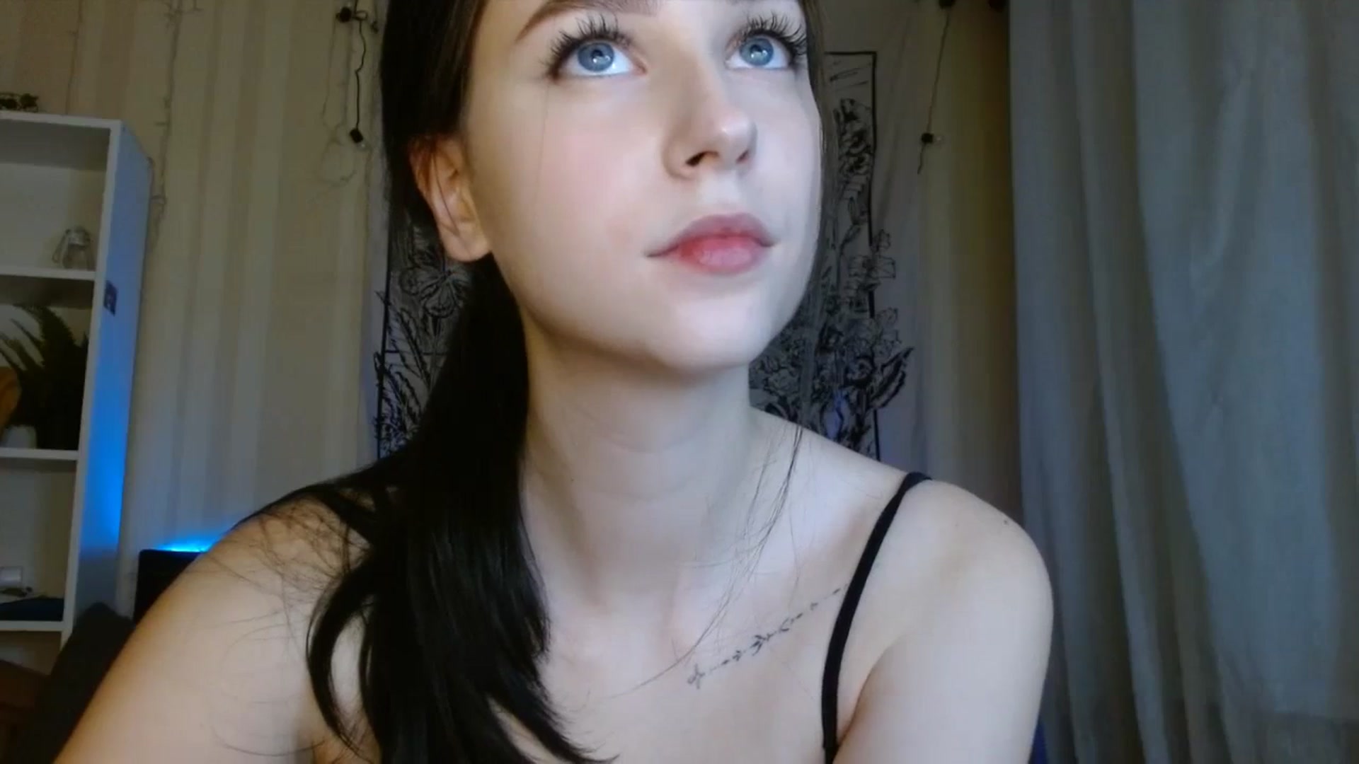Gallery image thumbnail from ElsieF_'s myfreecams stream on, 12/09/2023, 19:07 image 14 of 20