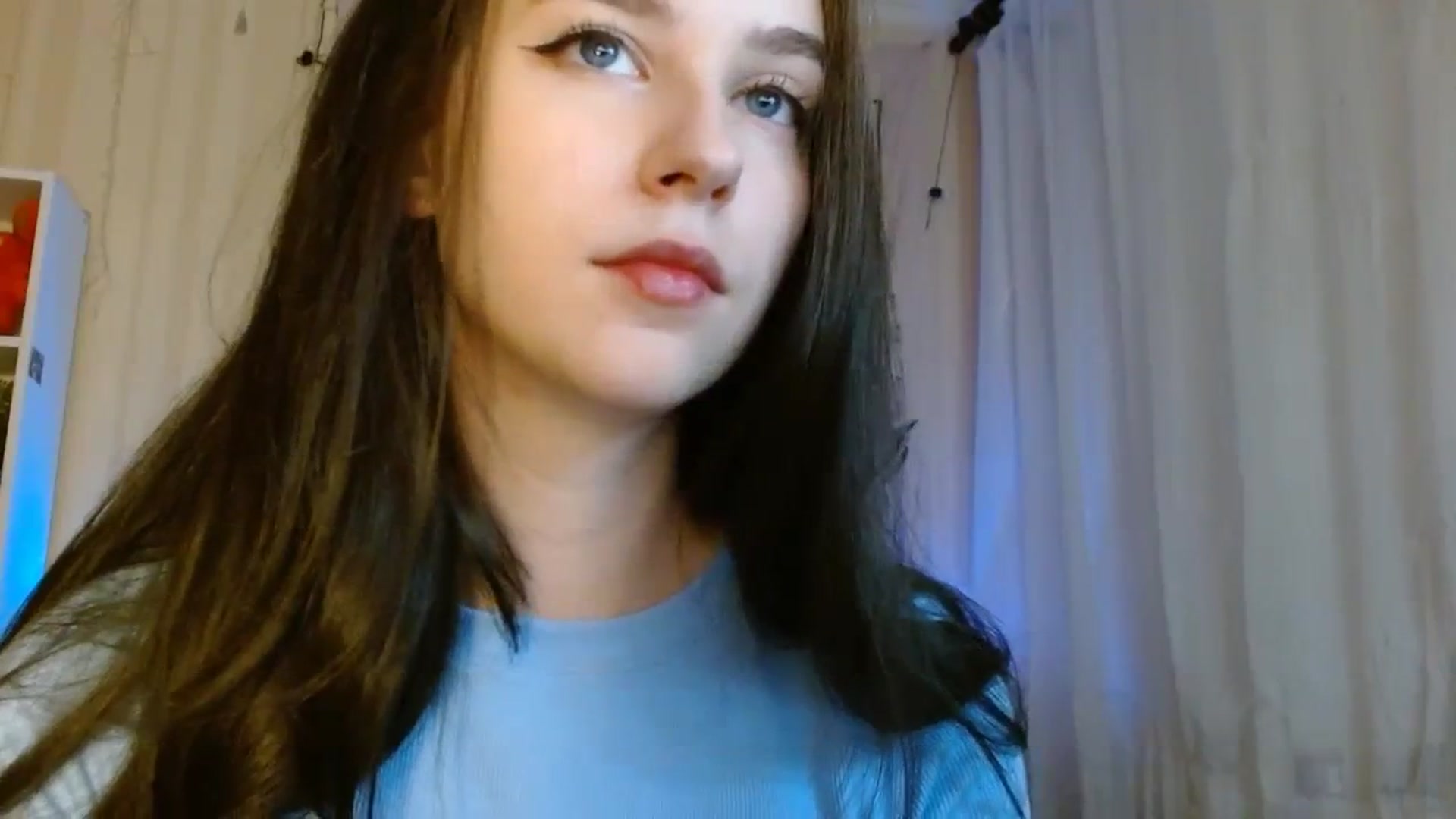 Gallery image thumbnail from ElsieF_'s myfreecams stream on, 12/24/2023, 18:08 image 13 of 20