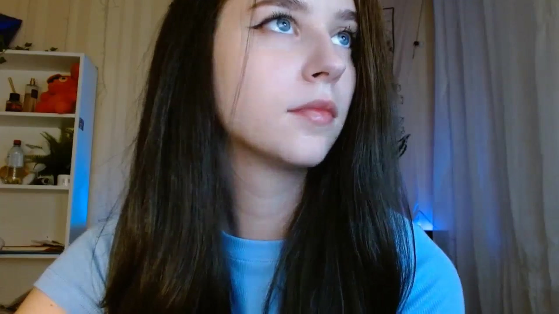 Gallery image thumbnail from ElsieF_'s myfreecams stream on, 12/24/2023, 18:30 image 13 of 20