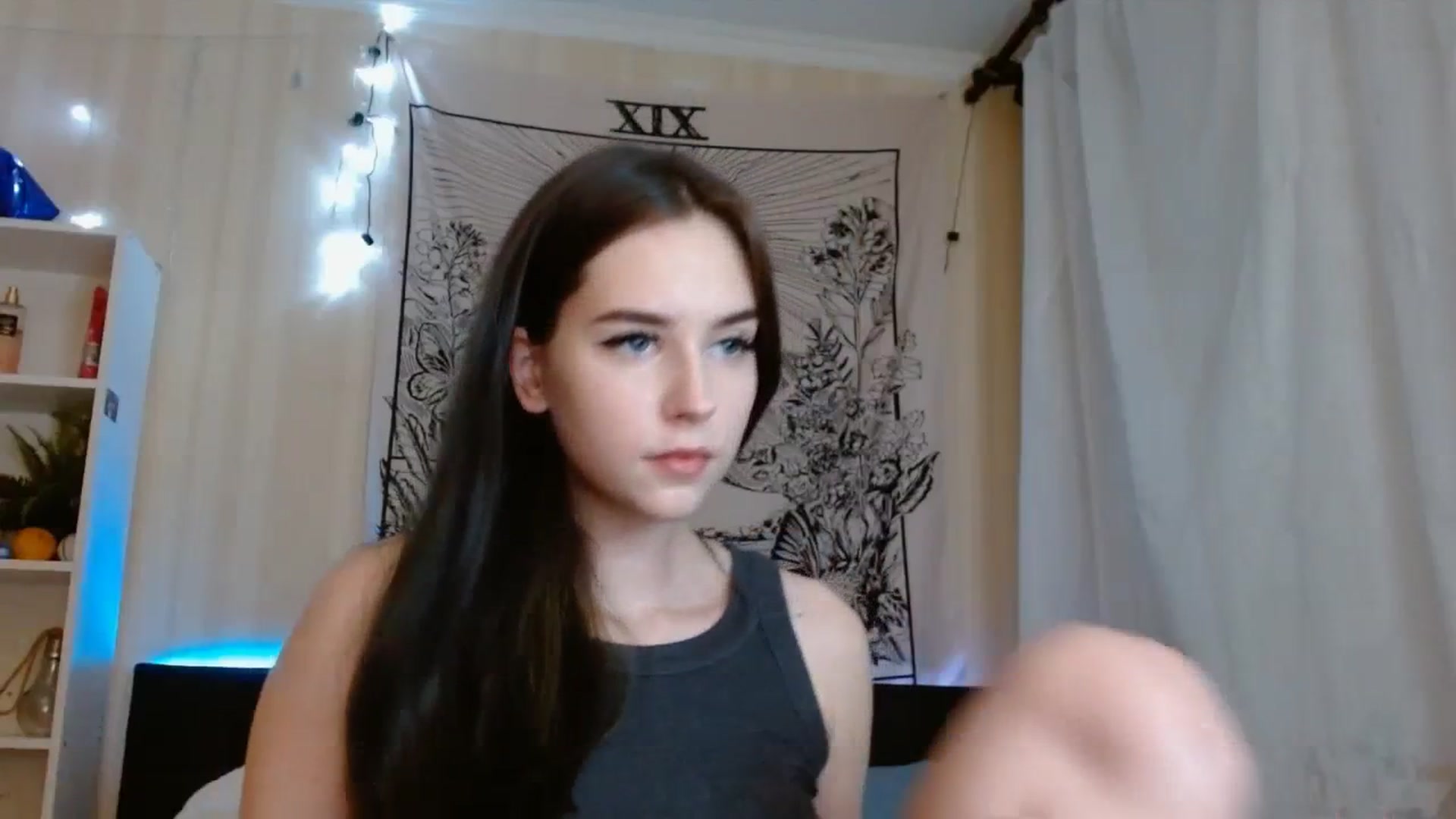 Gallery image thumbnail from ElsieF_'s myfreecams stream on, 01/07/2024, 17:36 image 20 of 20