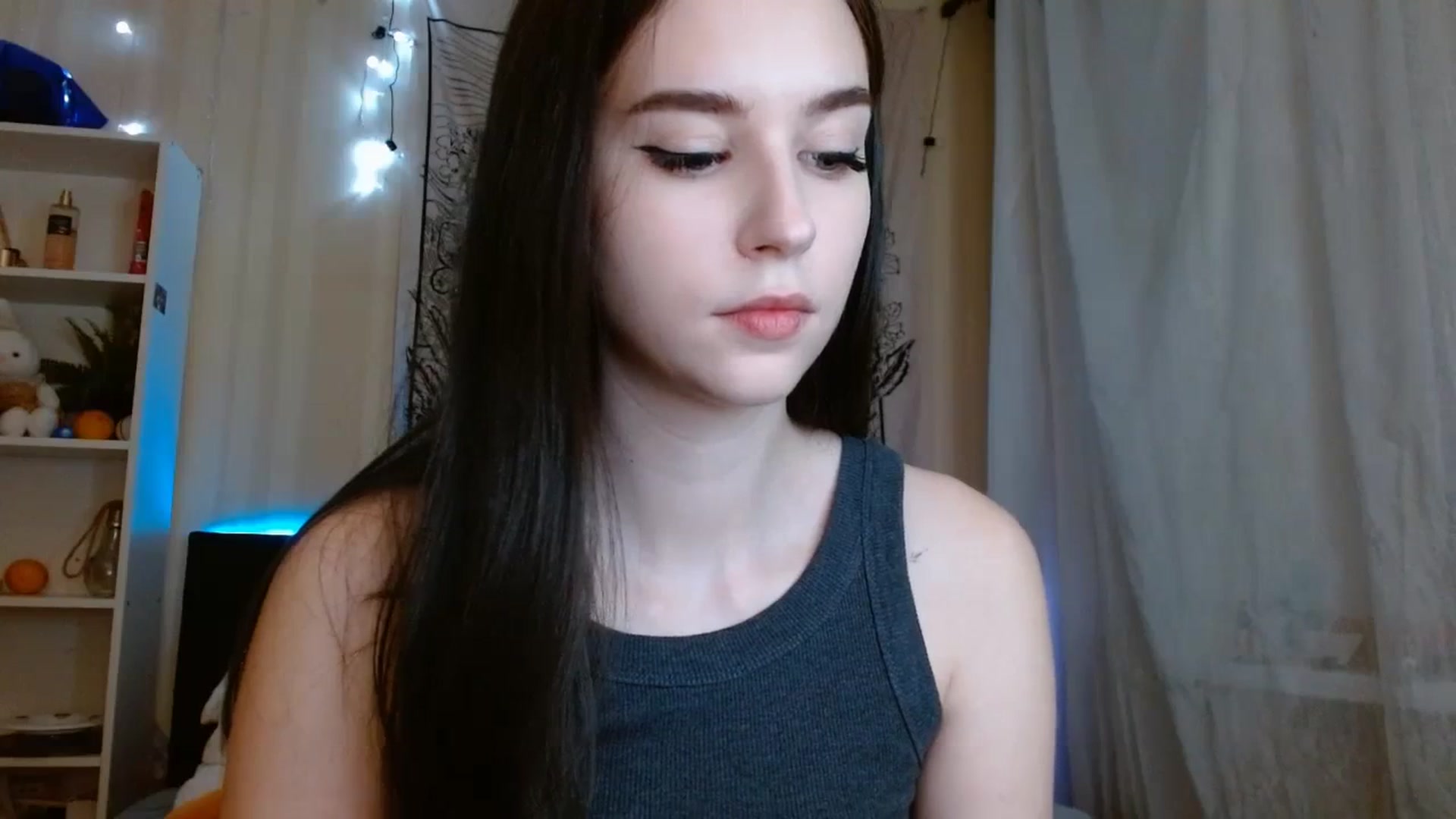 Gallery image thumbnail from ElsieF_'s myfreecams stream on, 01/07/2024, 19:38 image 5 of 20
