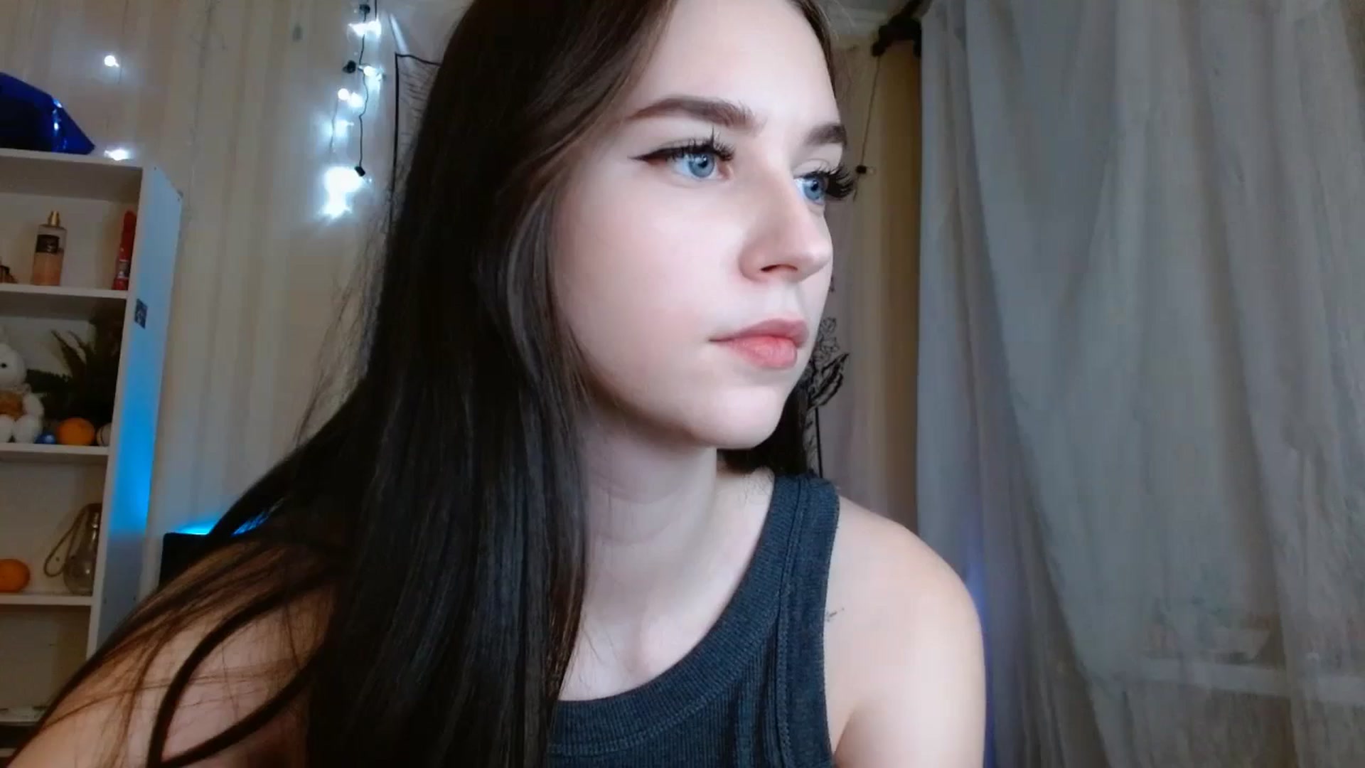 Gallery image thumbnail from ElsieF_'s myfreecams stream on, 01/07/2024, 19:38 image 1 of 20